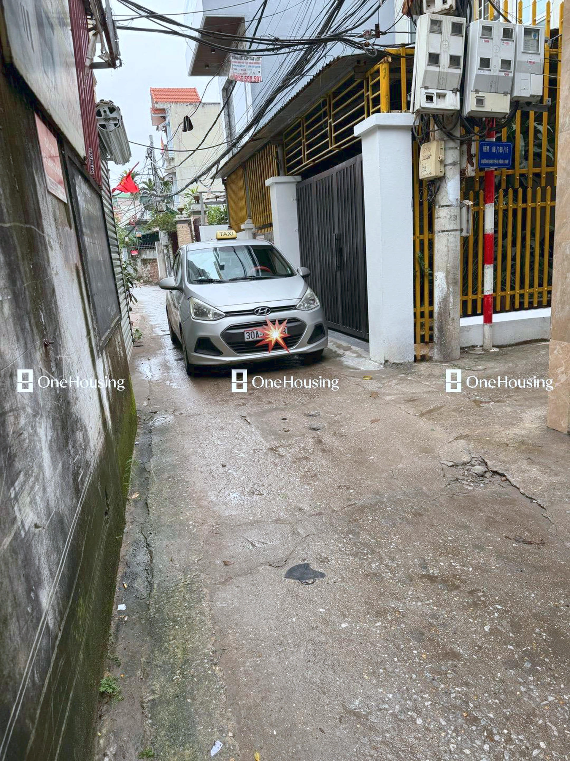 Nhà mặt ngõ cách Nguyễn Văn Linh 80m, P. Thạch Bàn, Q. Long Biên, TP. Hà Nội