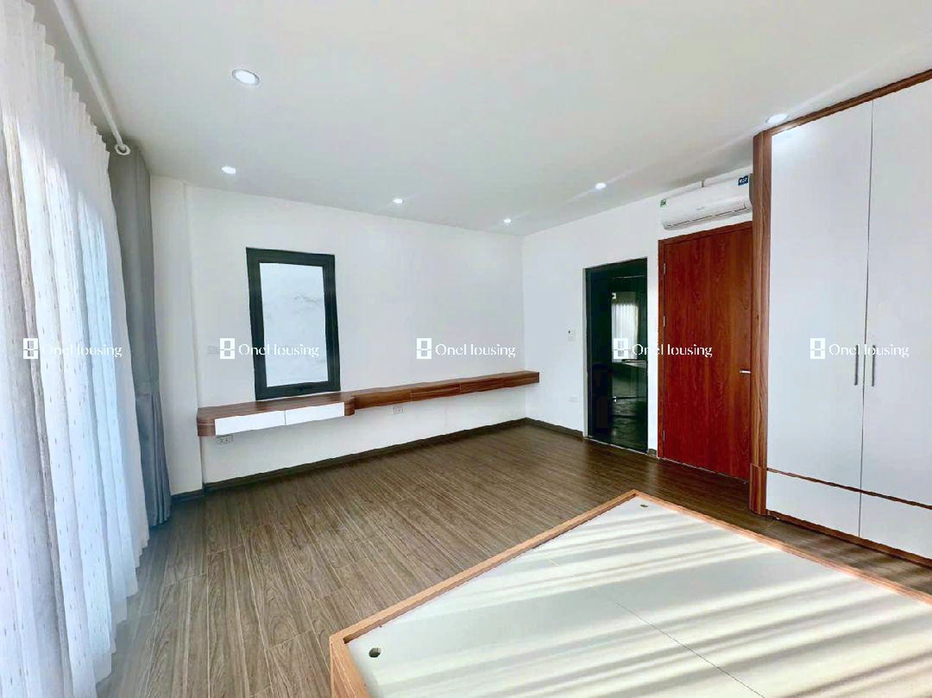 Nhà mặt ngõ cách Hoa Lâm 100m, P. Long Biên, Q. Long Biên, TP. Hà Nội