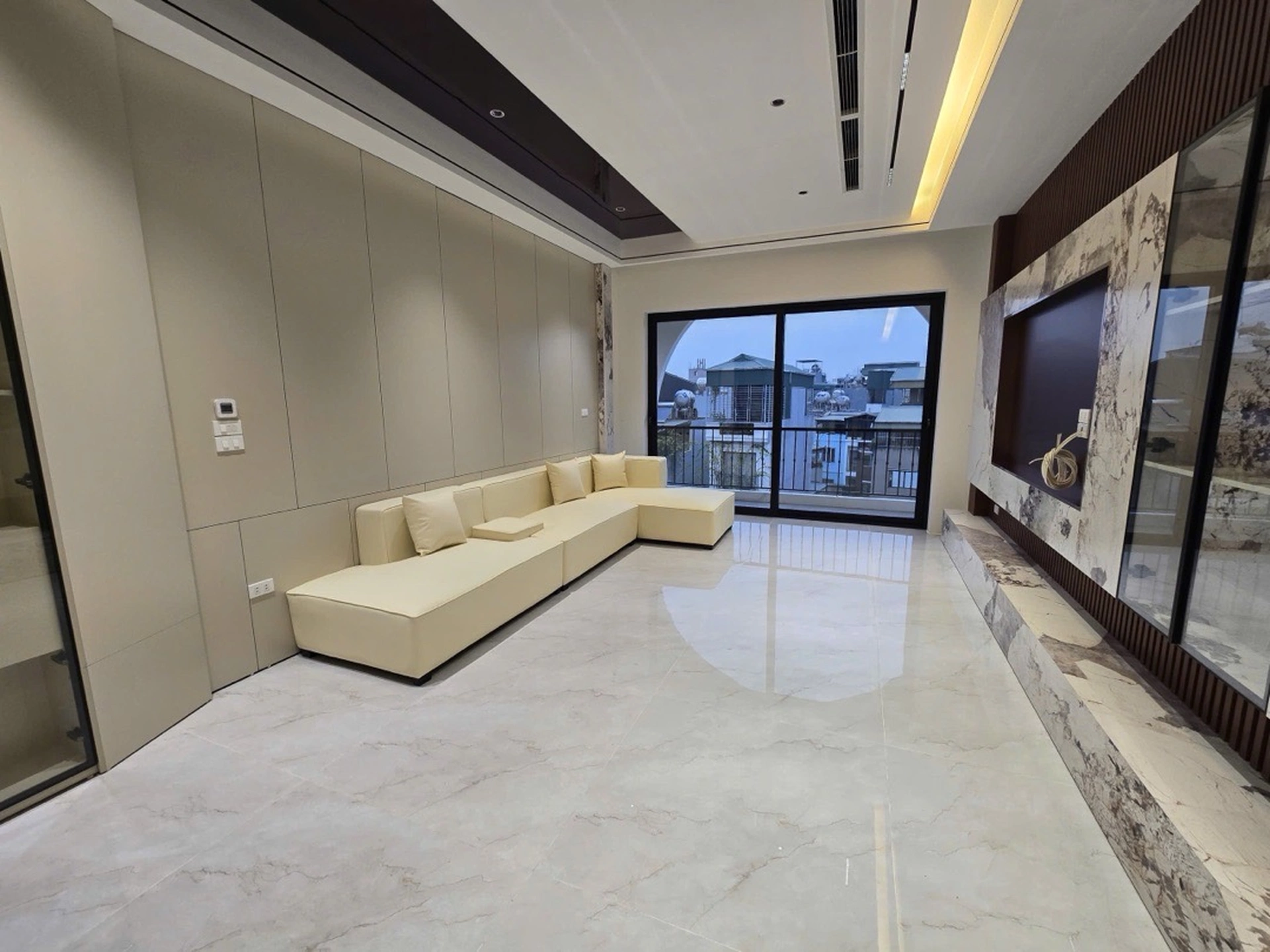 Nhà mặt ngõ cách Bát Khối (Mặt đê sông Hồng) 40m, P. Long Biên, Q. Long Biên, TP. Hà Nội