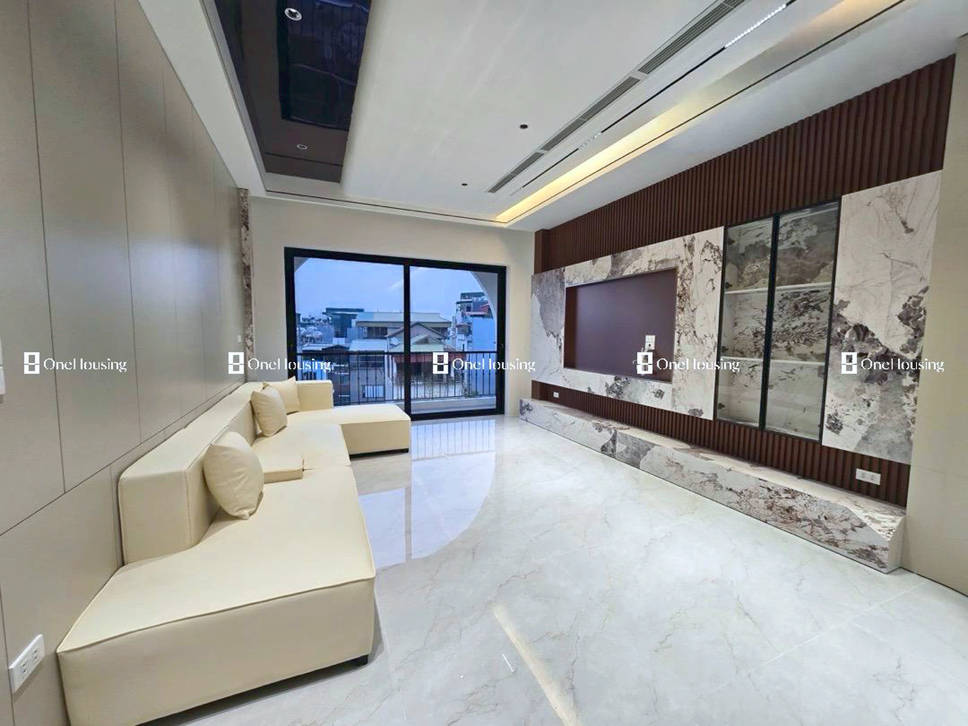 Nhà mặt ngõ cách Bát Khối (Mặt đê sông Hồng) 40m, P. Long Biên, Q. Long Biên, TP. Hà Nội