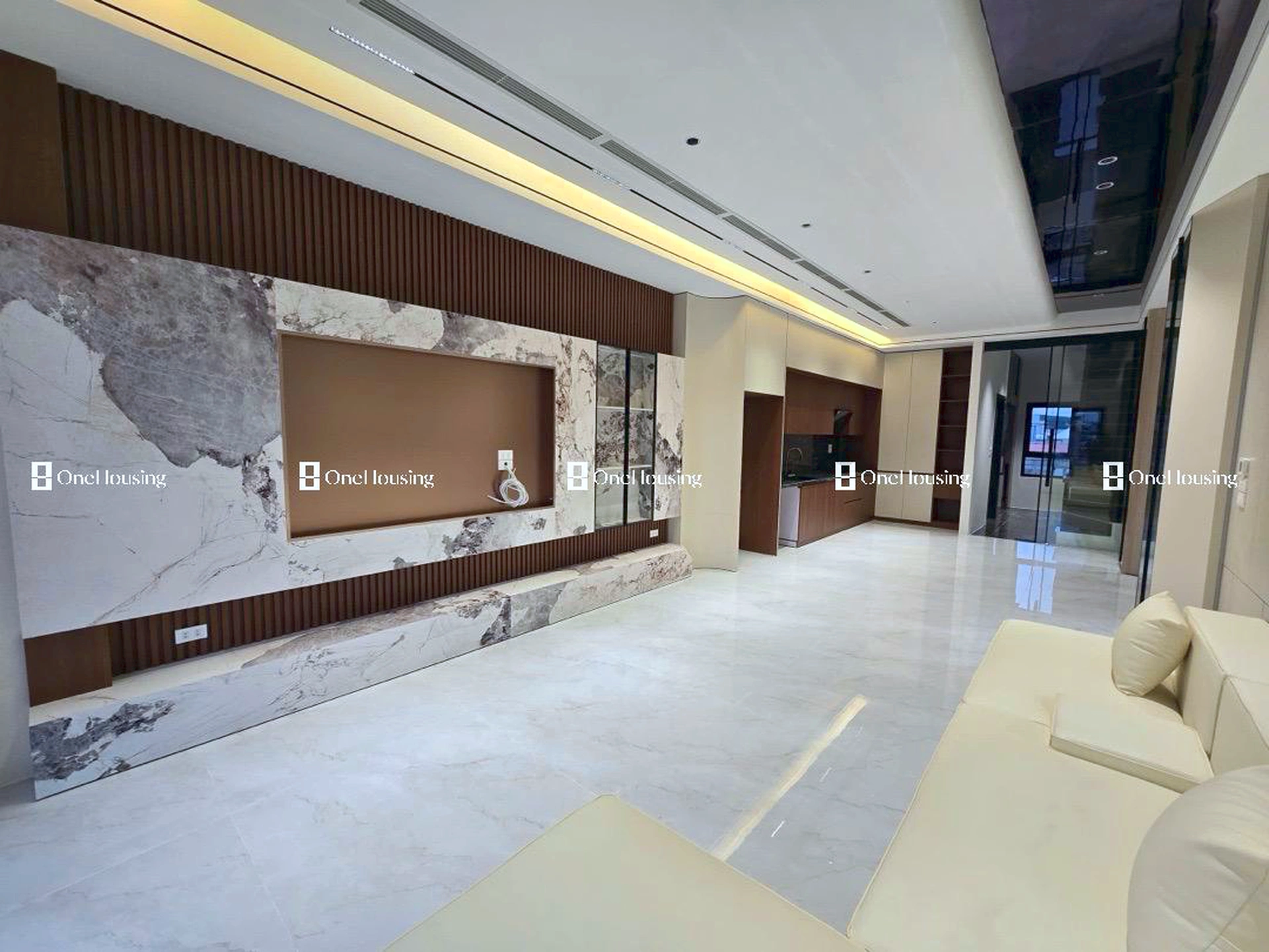 Nhà mặt ngõ cách Bát Khối (Mặt đê sông Hồng) 40m, P. Long Biên, Q. Long Biên, TP. Hà Nội