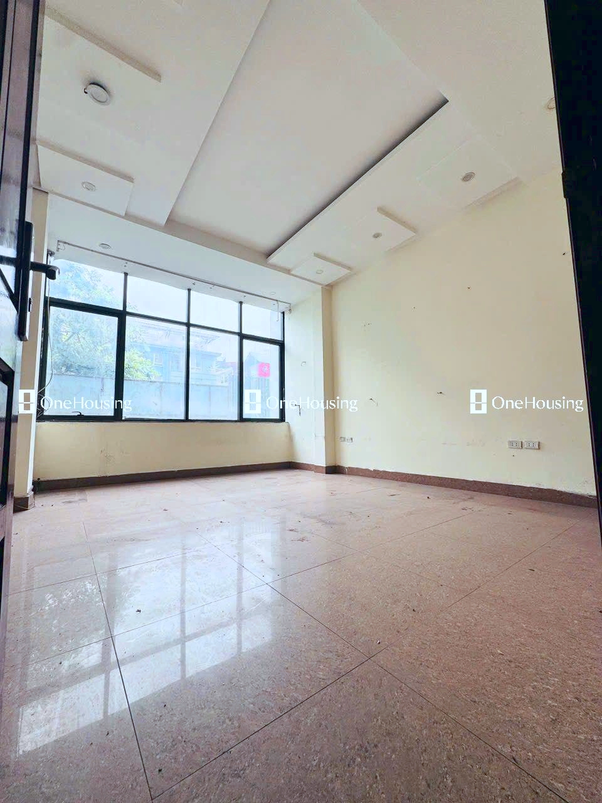 Nhà mặt phố Nguyễn Hoàng, P. Mỹ Đình 2, Q. Nam Từ Liêm, TP. Hà Nội