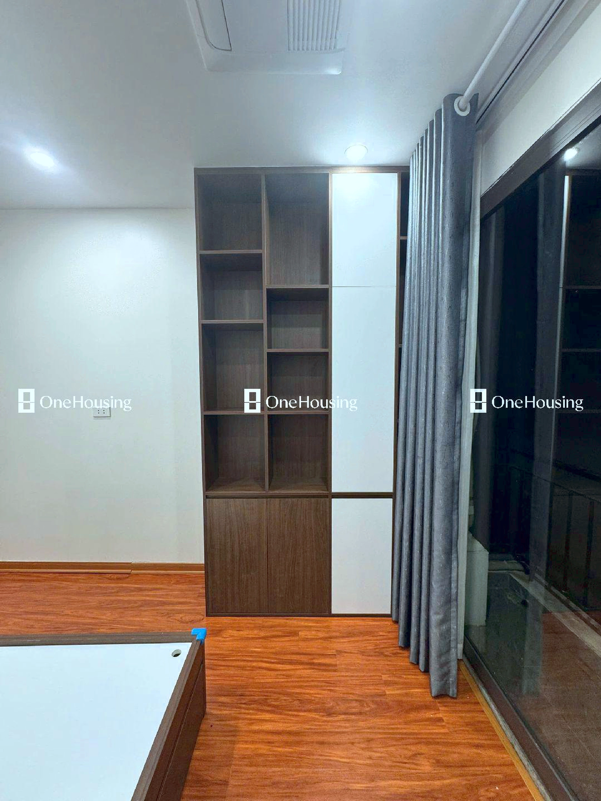 Nhà mặt ngõ cách Nguyễn Văn Linh 30m, P. Thạch Bàn, Q. Long Biên, TP. Hà Nội