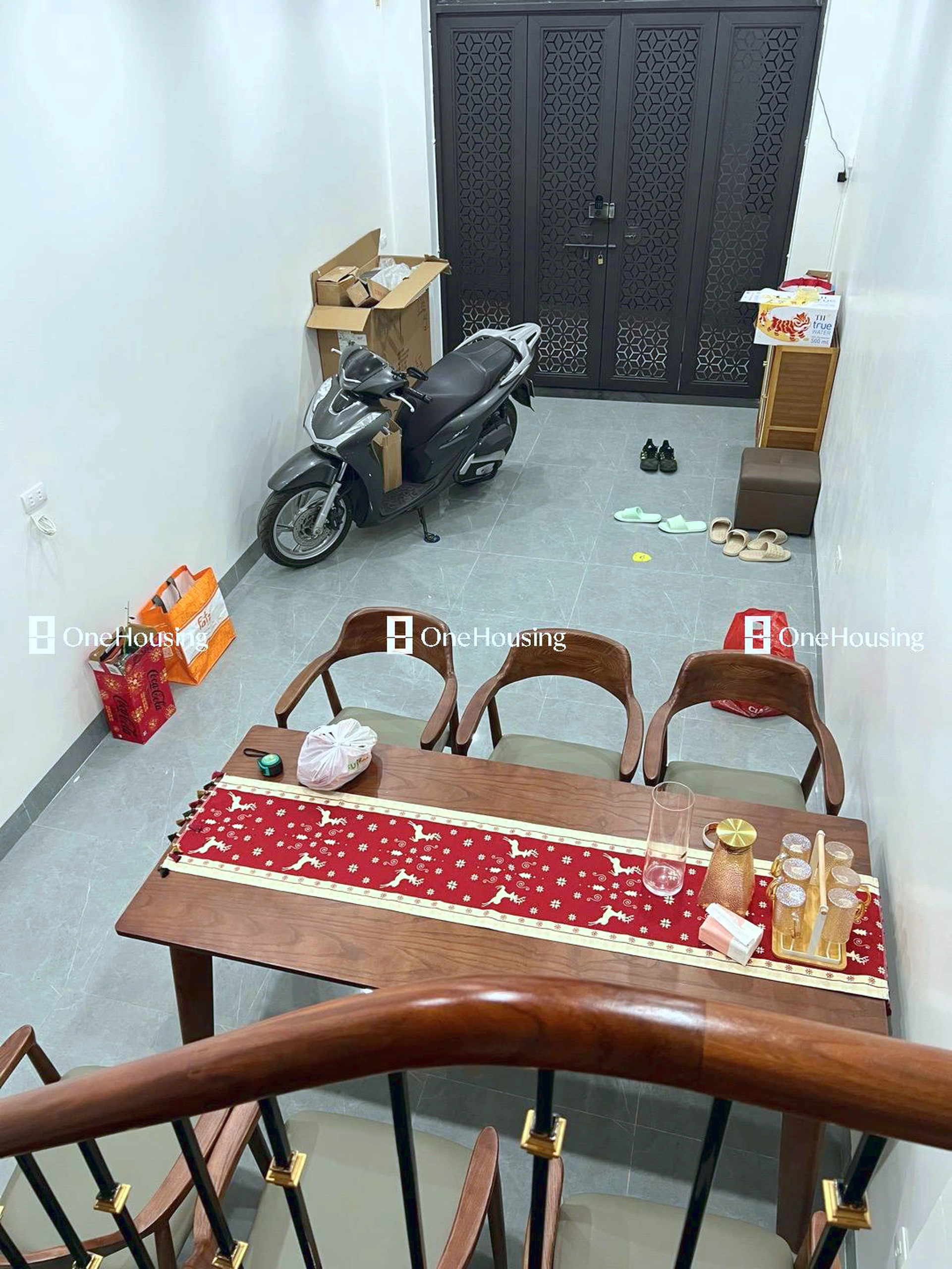 Nhà mặt ngõ cách Lạc Long Quân 100m, P. Bưởi, Q. Tây Hồ, TP. Hà Nội