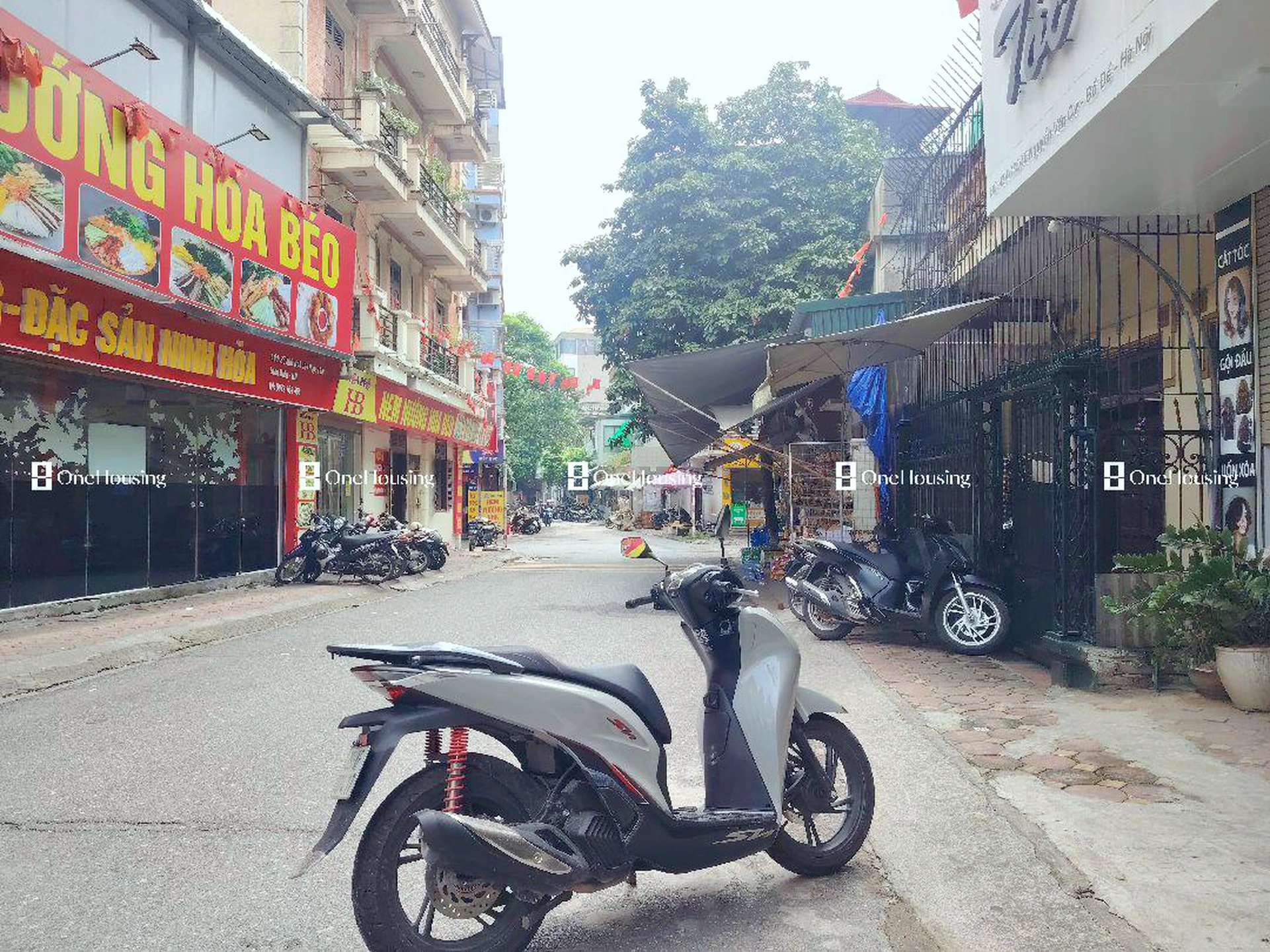 Nhà mặt ngõ cách Nguyễn Văn Cừ 60m, P. Ngọc Lâm, Q. Long Biên, TP. Hà Nội