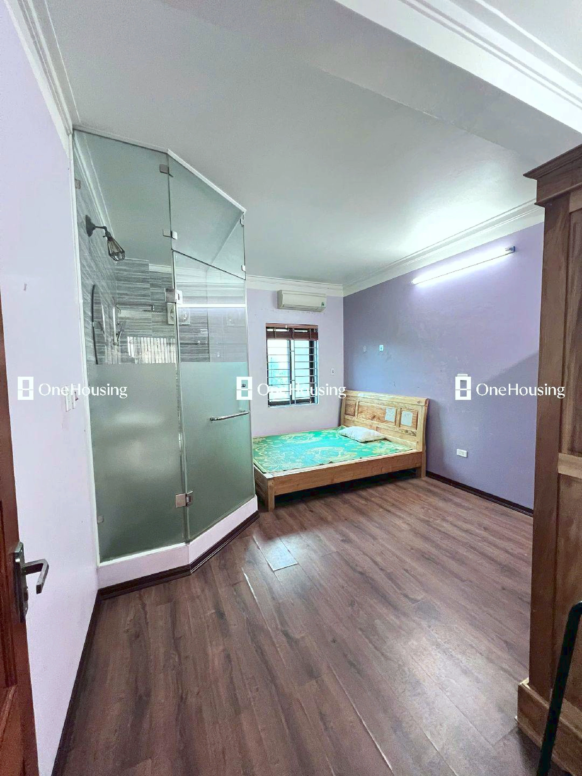 Nhà mặt ngõ cách Nguyễn Văn Linh 150m, P. Thạch Bàn, Q. Long Biên, TP. Hà Nội