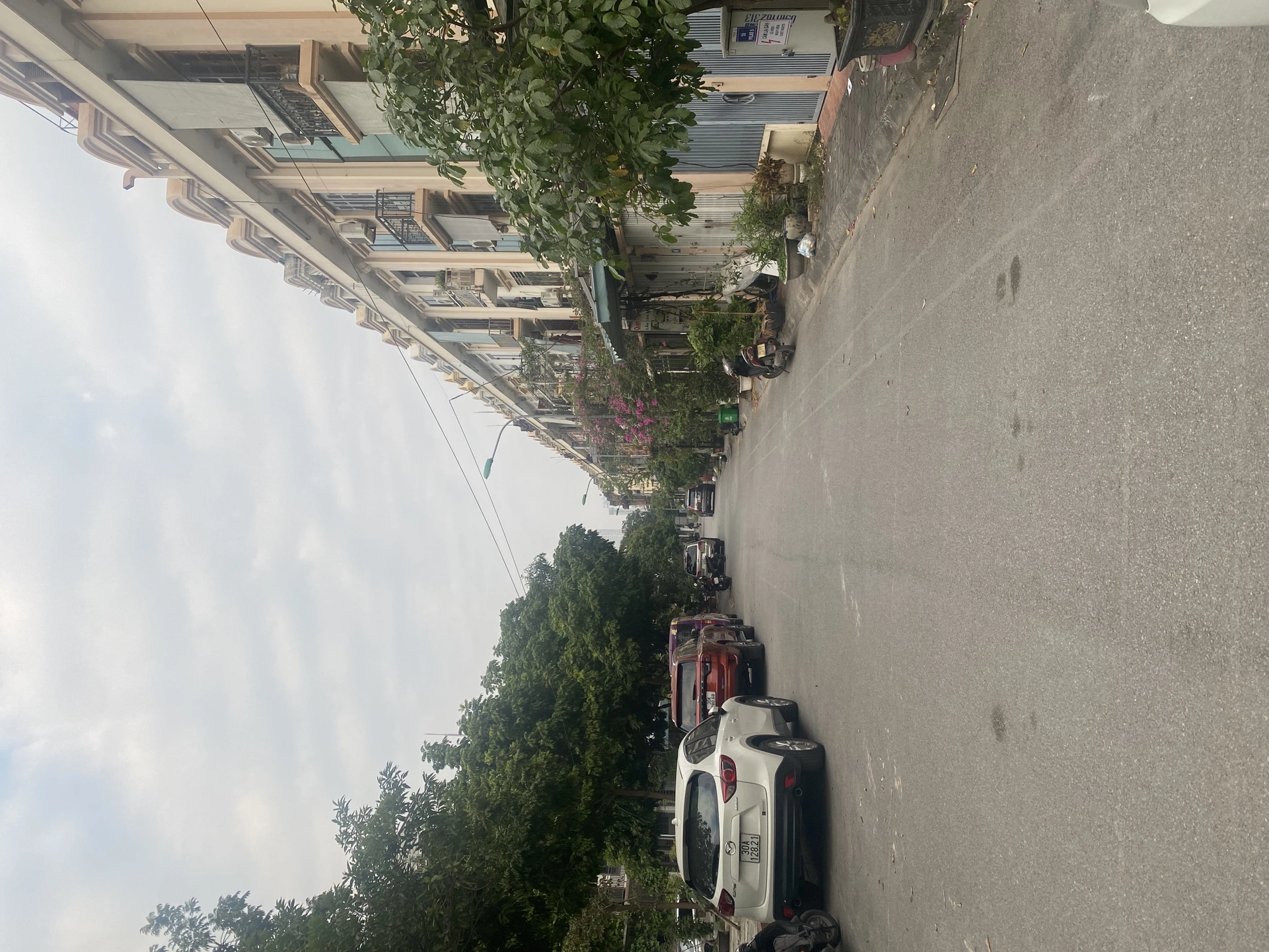 Nhà mặt phố Sa Đôi, P. Đại Mỗ, Q. Nam Từ Liêm, TP. Hà Nội