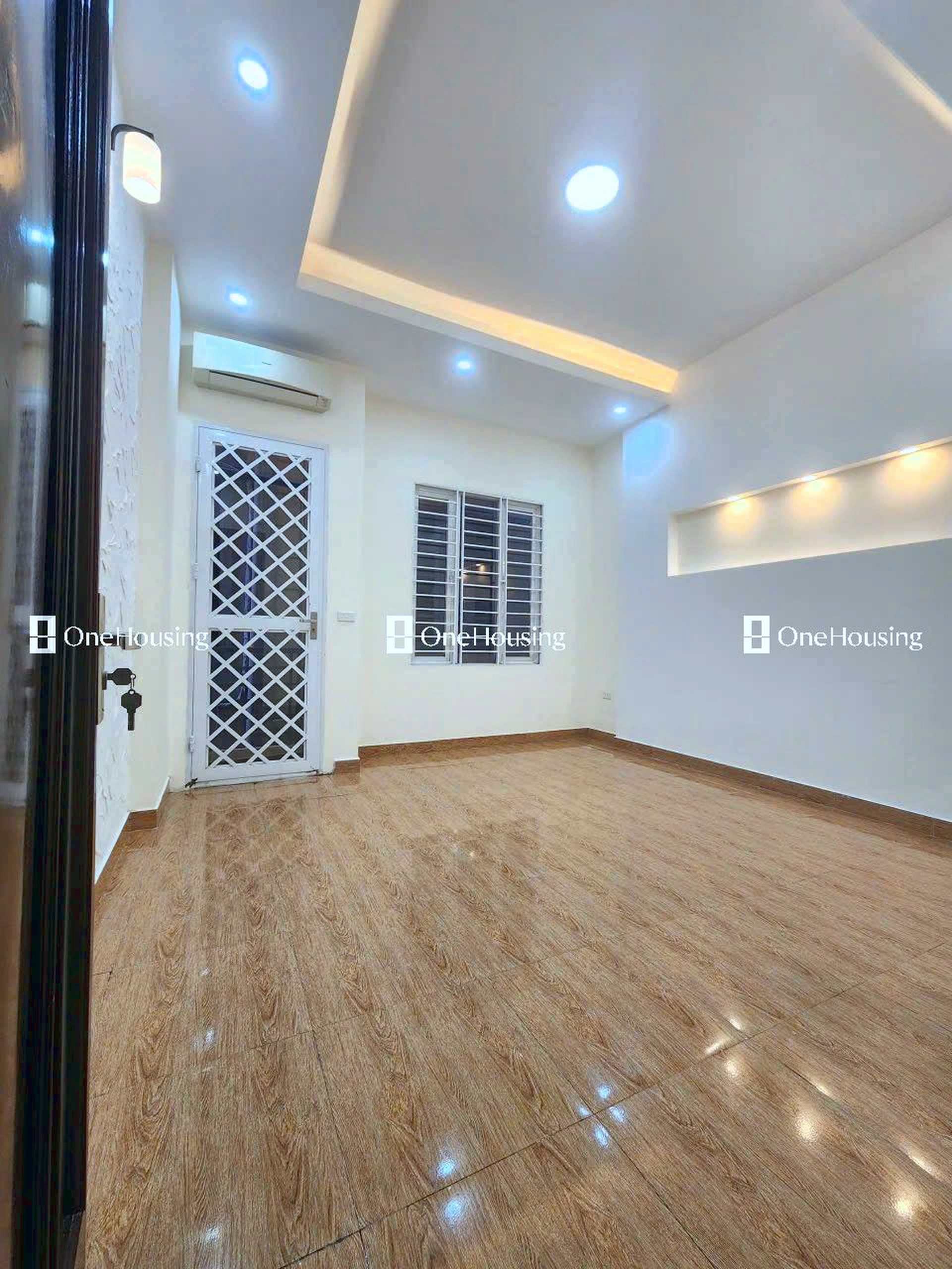 Nhà mặt ngõ cách Đê La Thành 120m, P. Ô Chợ Dừa, Q. Đống Đa, TP. Hà Nội
