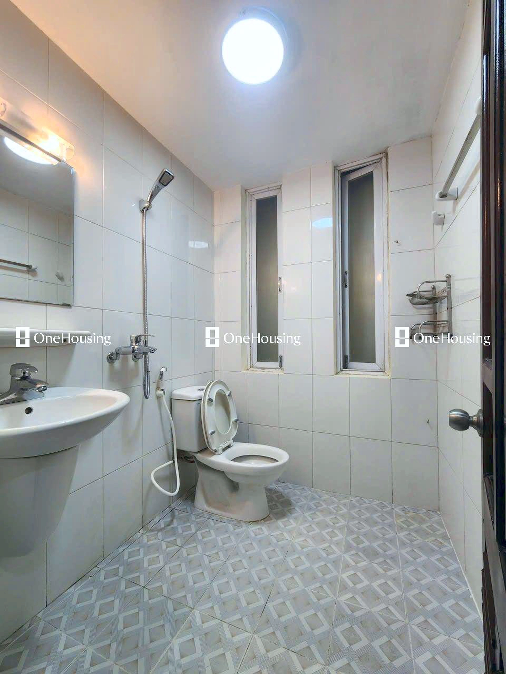 Nhà mặt ngõ cách Đê La Thành 120m, P. Ô Chợ Dừa, Q. Đống Đa, TP. Hà Nội