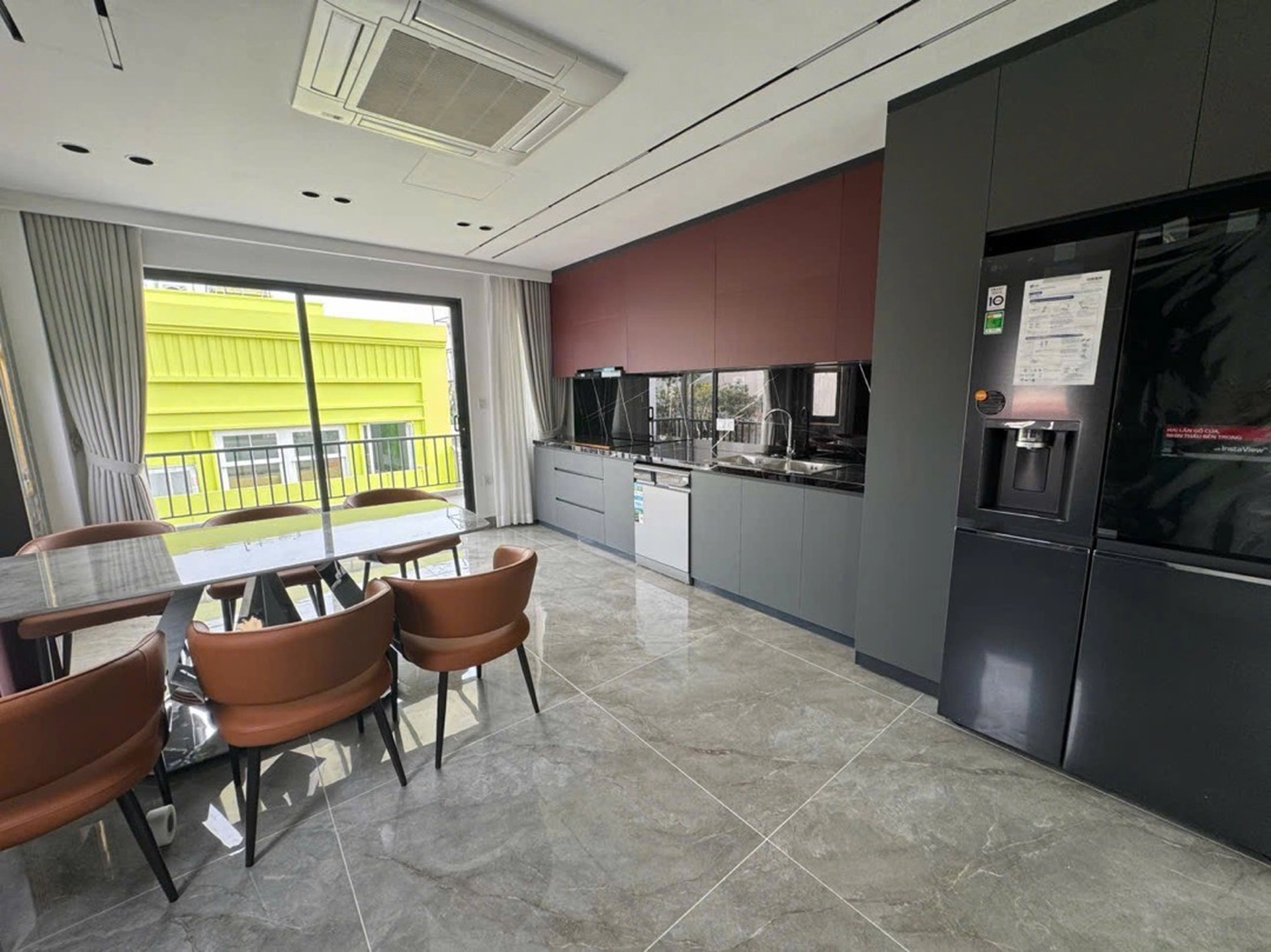 Nhà mặt ngõ cách Nguyễn Văn Cừ 50m, P. Gia Thụy, Q. Long Biên, TP. Hà Nội