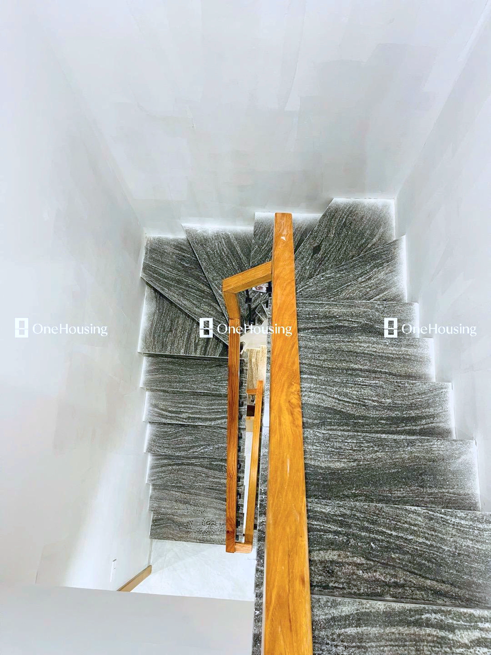 Nhà mặt ngõ cách Mai Hắc Đế 20m, P. Nguyễn Du, Q. Hai Bà Trưng, TP. Hà Nội