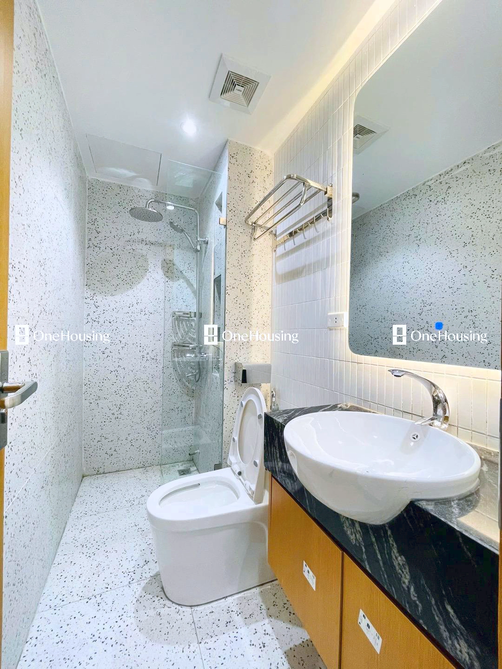 Nhà mặt ngõ cách Mai Hắc Đế 20m, P. Nguyễn Du, Q. Hai Bà Trưng, TP. Hà Nội