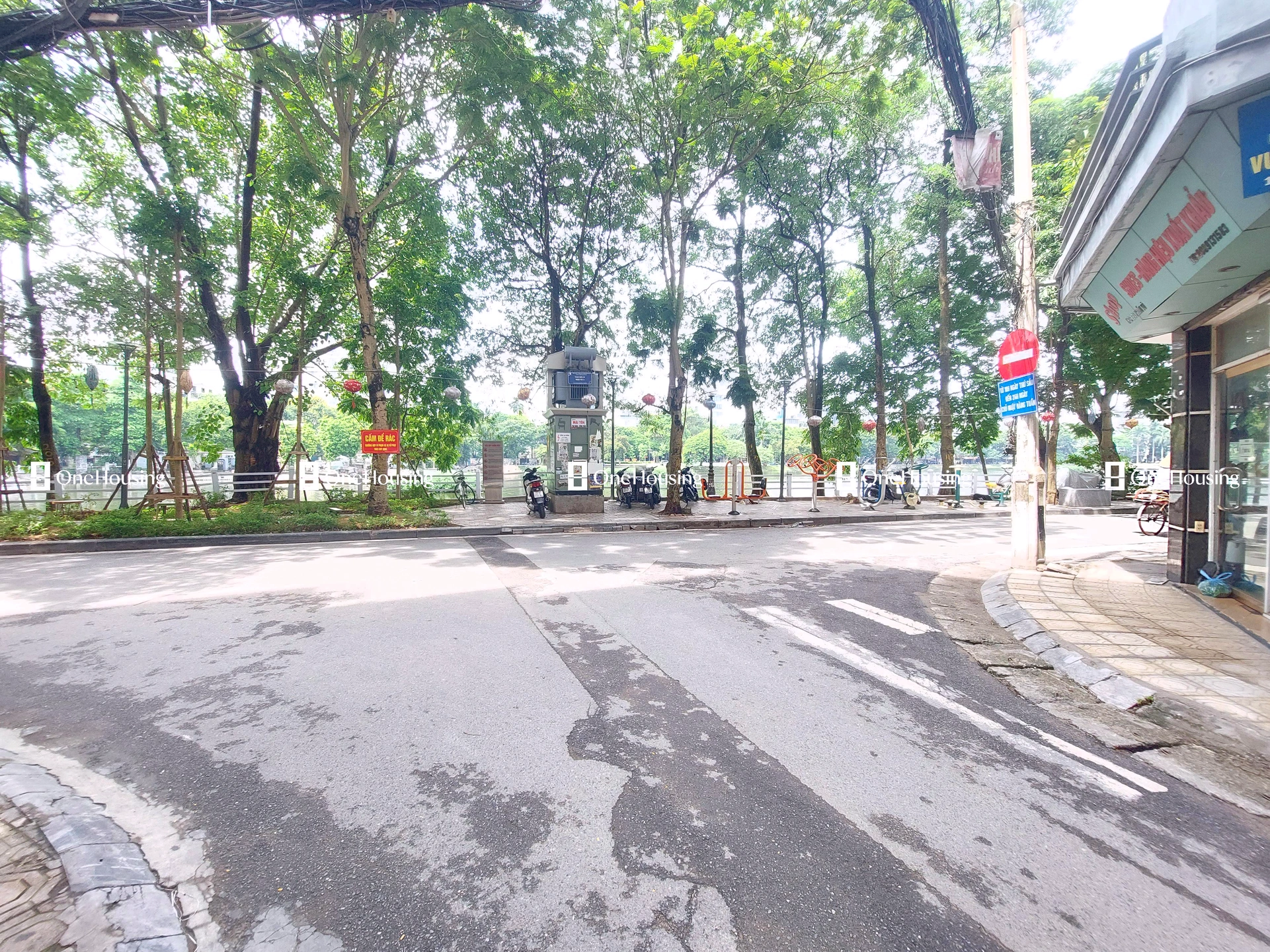 Nhà mặt phố Nguyễn Khắc Hiếu, P. Trúc Bạch, Q. Ba Đình, TP. Hà Nội