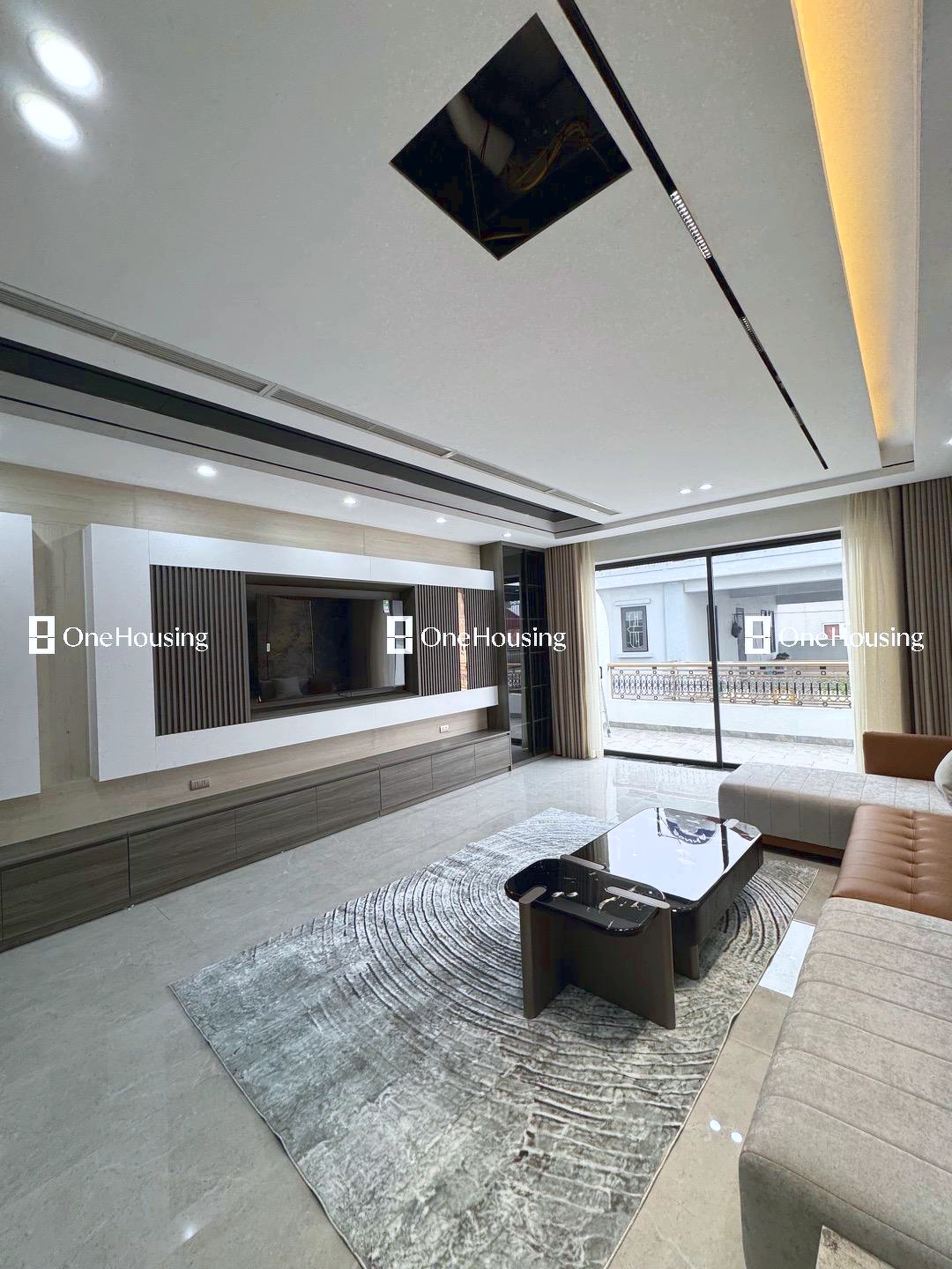 Nhà mặt ngõ cách Nguyễn Văn Cừ 30m, P. Gia Thụy, Q. Long Biên, TP. Hà Nội