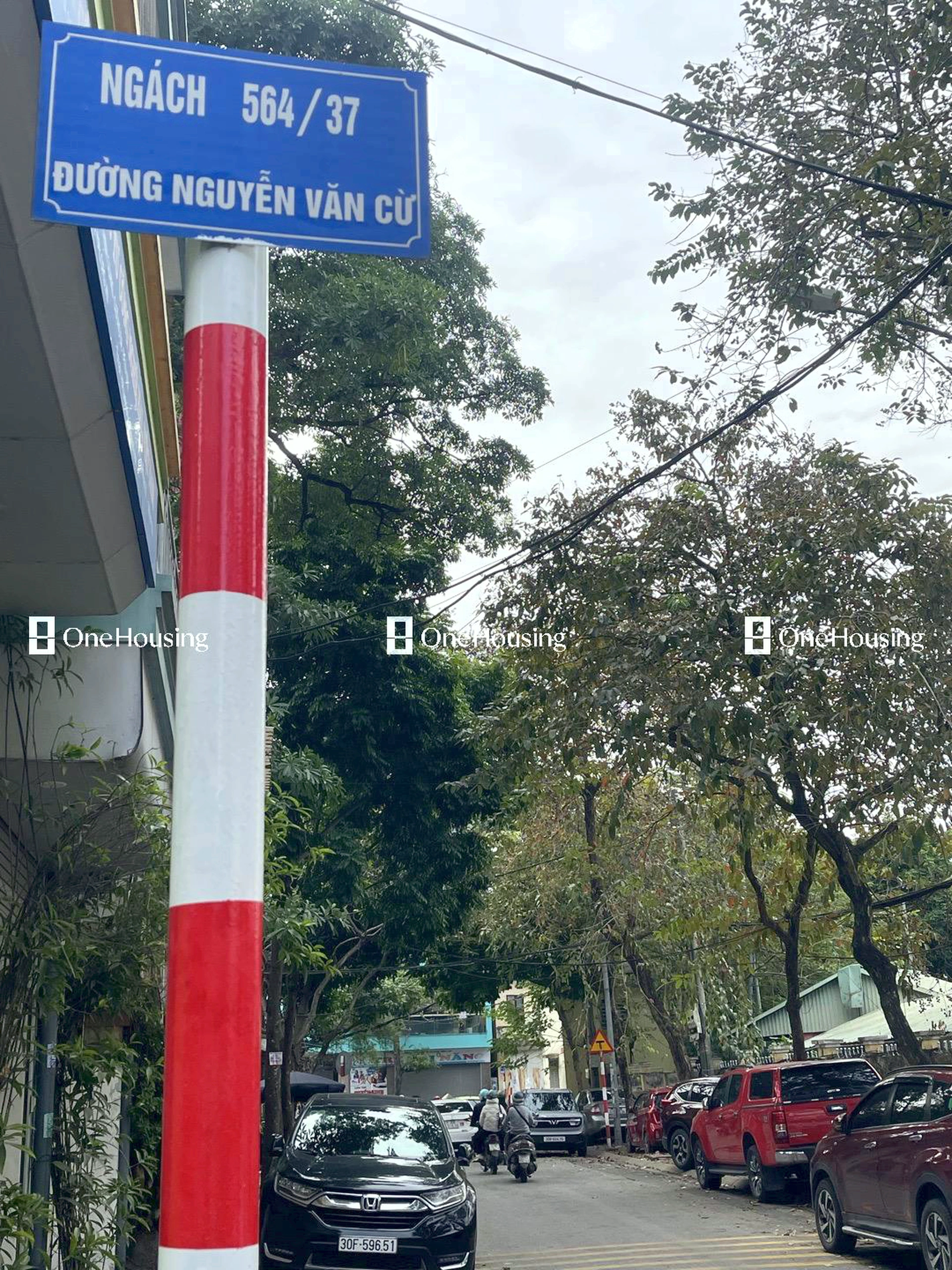 Nhà mặt ngõ cách Nguyễn Văn Cừ 10m, P. Gia Thụy, Q. Long Biên, TP. Hà Nội