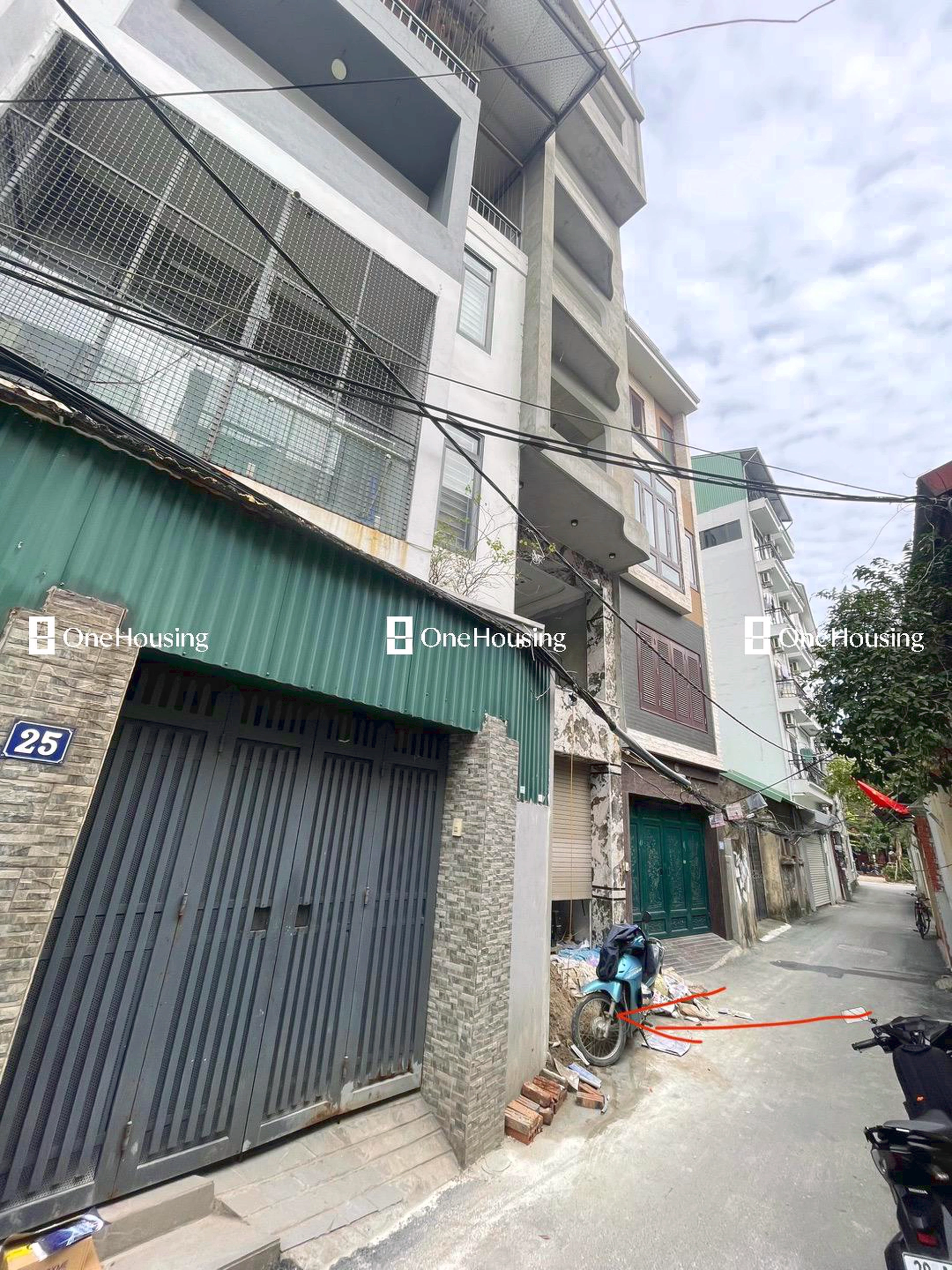 Nhà mặt ngõ cách Nguyễn Văn Cừ 10m, P. Gia Thụy, Q. Long Biên, TP. Hà Nội