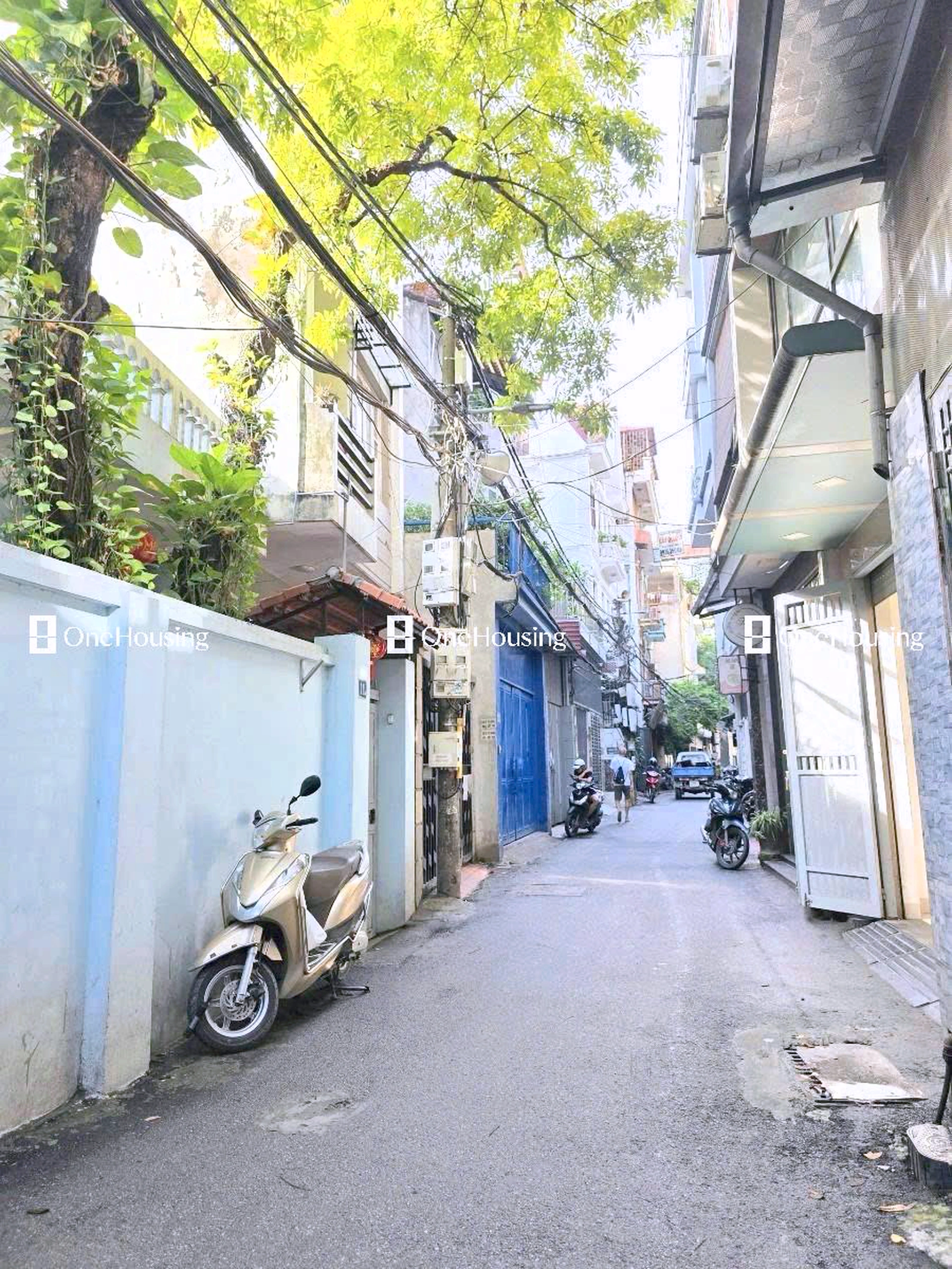 Nhà mặt ngõ cách Hoàng Quốc Việt 30m, P. Nghĩa Đô, Q. Cầu Giấy, TP. Hà Nội