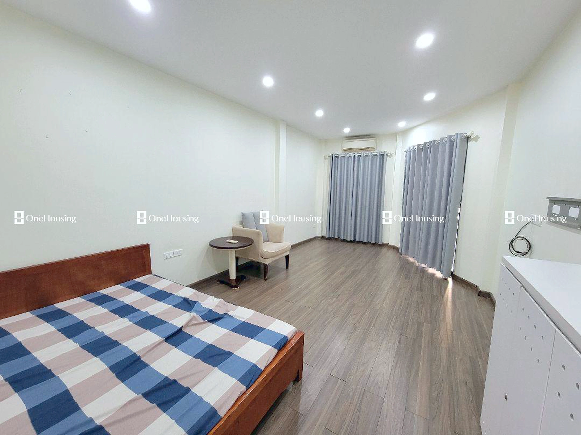 Nhà mặt ngõ cách Lạc Long Quân 100m, P. Nghĩa Đô, Q. Cầu Giấy, TP. Hà Nội