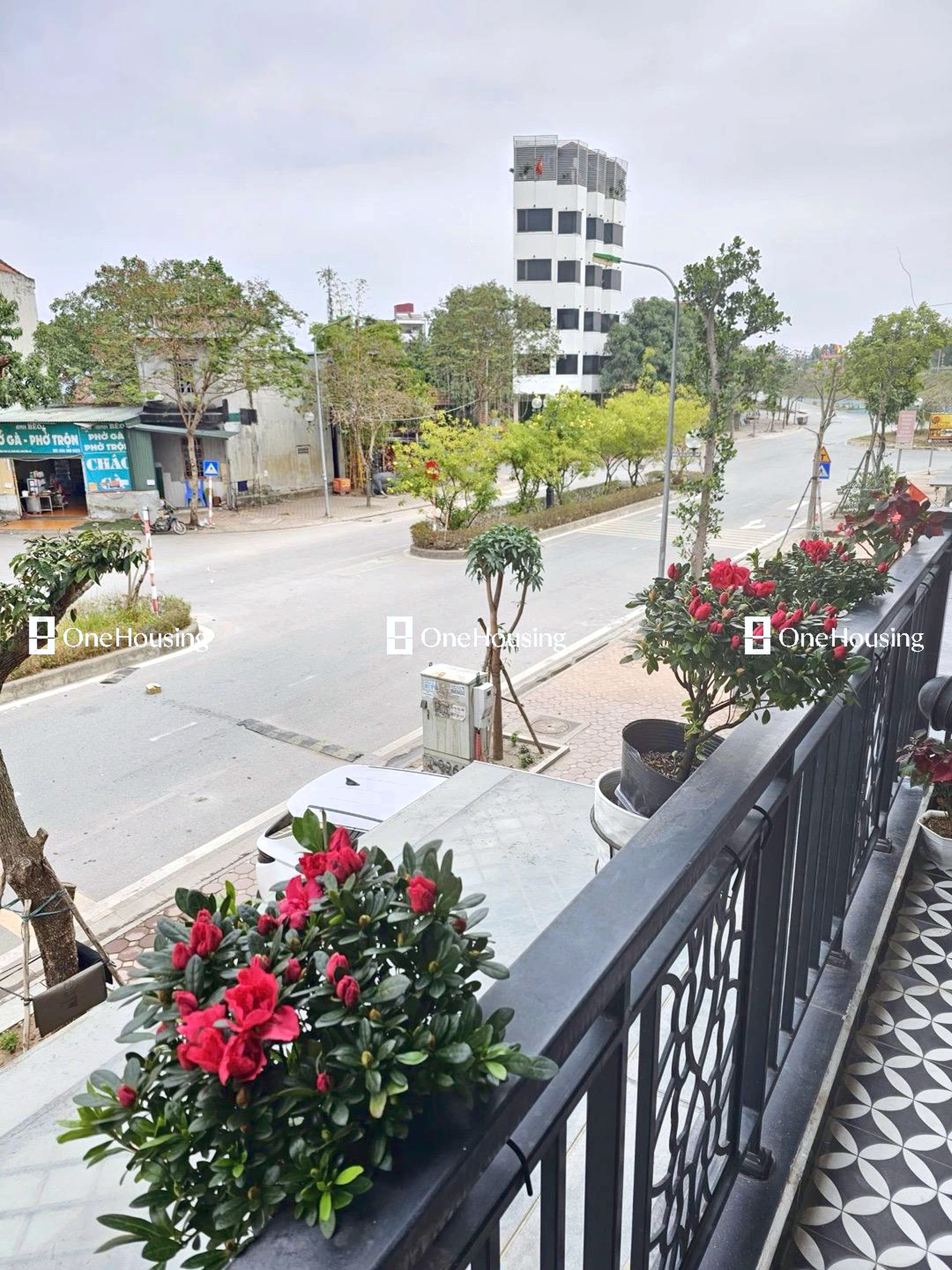 Nhà mặt phố Giang Biên, P. Giang Biên, Q. Long Biên, TP. Hà Nội