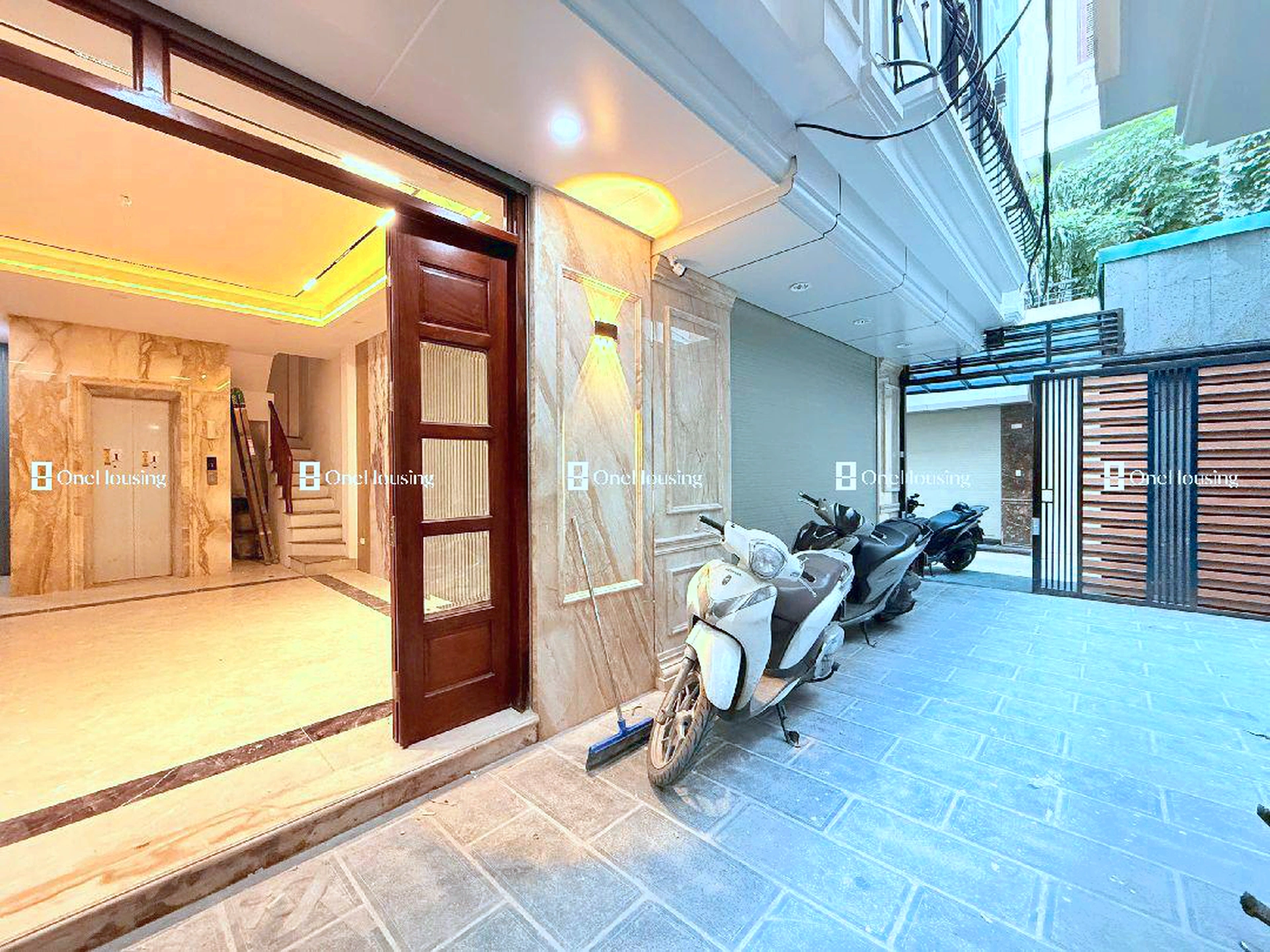 Nhà mặt ngõ cách Hoa Lư 30m, P. Lê Đại Hành, Q. Hai Bà Trưng, TP. Hà Nội