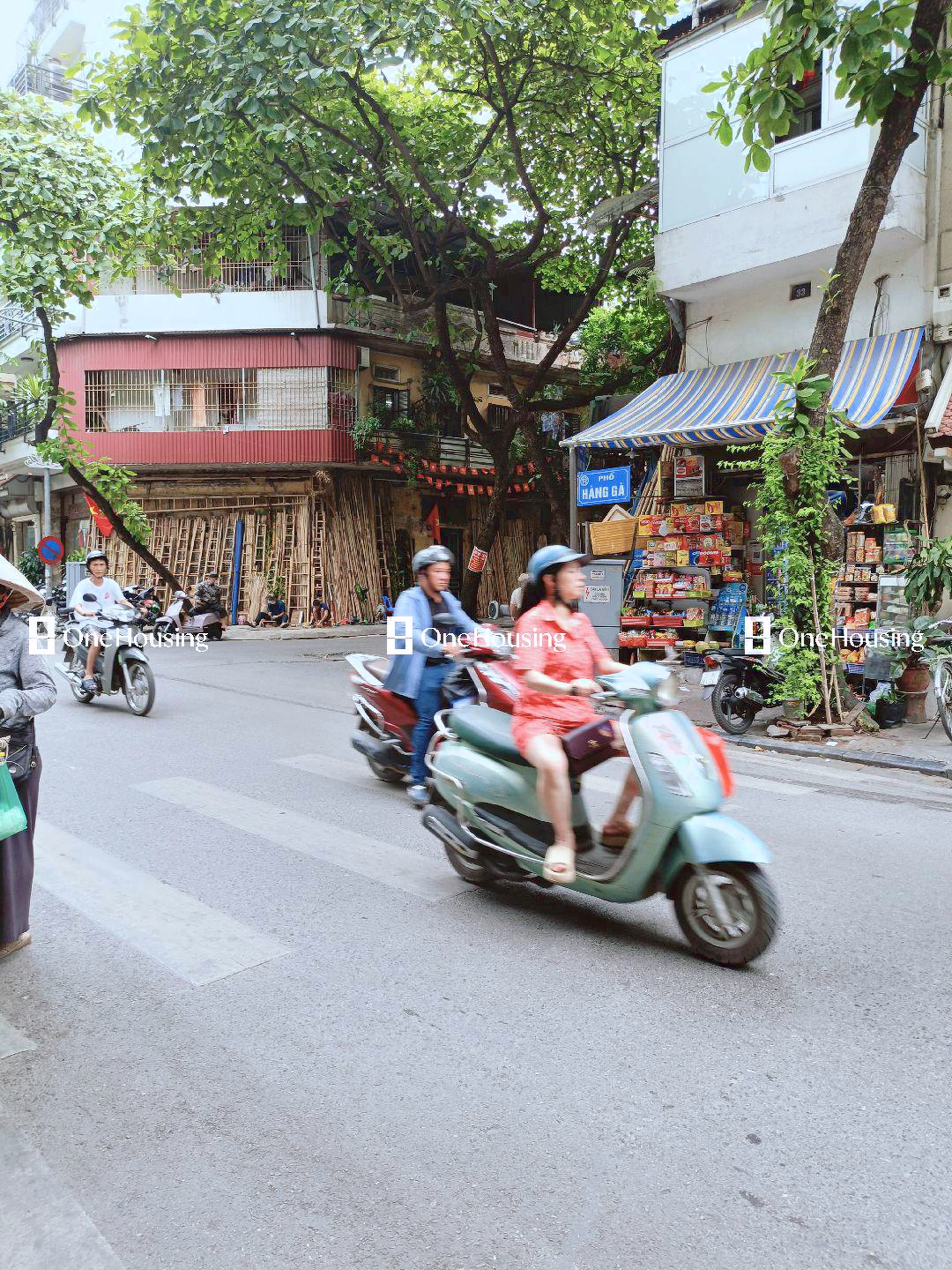 Nhà mặt phố Hàng Gà, P. Hàng Bồ, Q. Hoàn Kiếm, TP. Hà Nội
