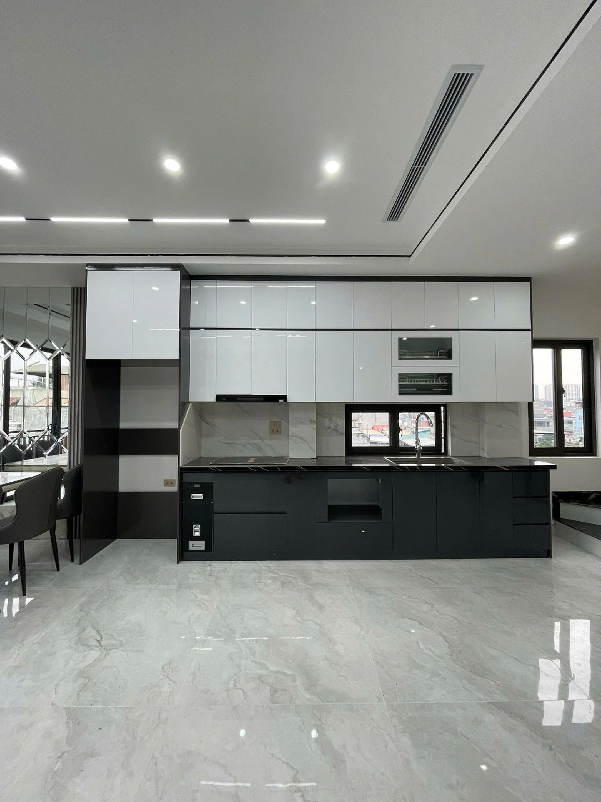 Nhà mặt ngõ cách Long Biên 1 30m, P. Ngọc Lâm, Q. Long Biên, TP. Hà Nội