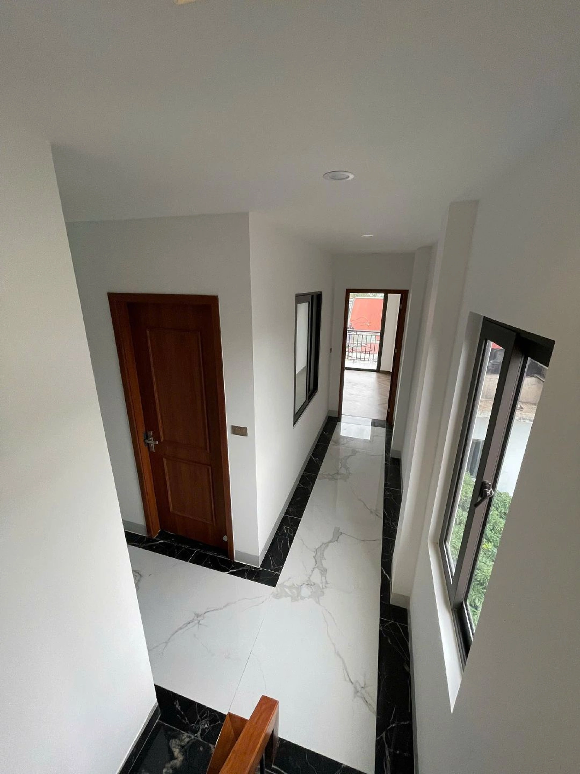 Nhà mặt ngõ cách Long Biên 1 30m, P. Ngọc Lâm, Q. Long Biên, TP. Hà Nội