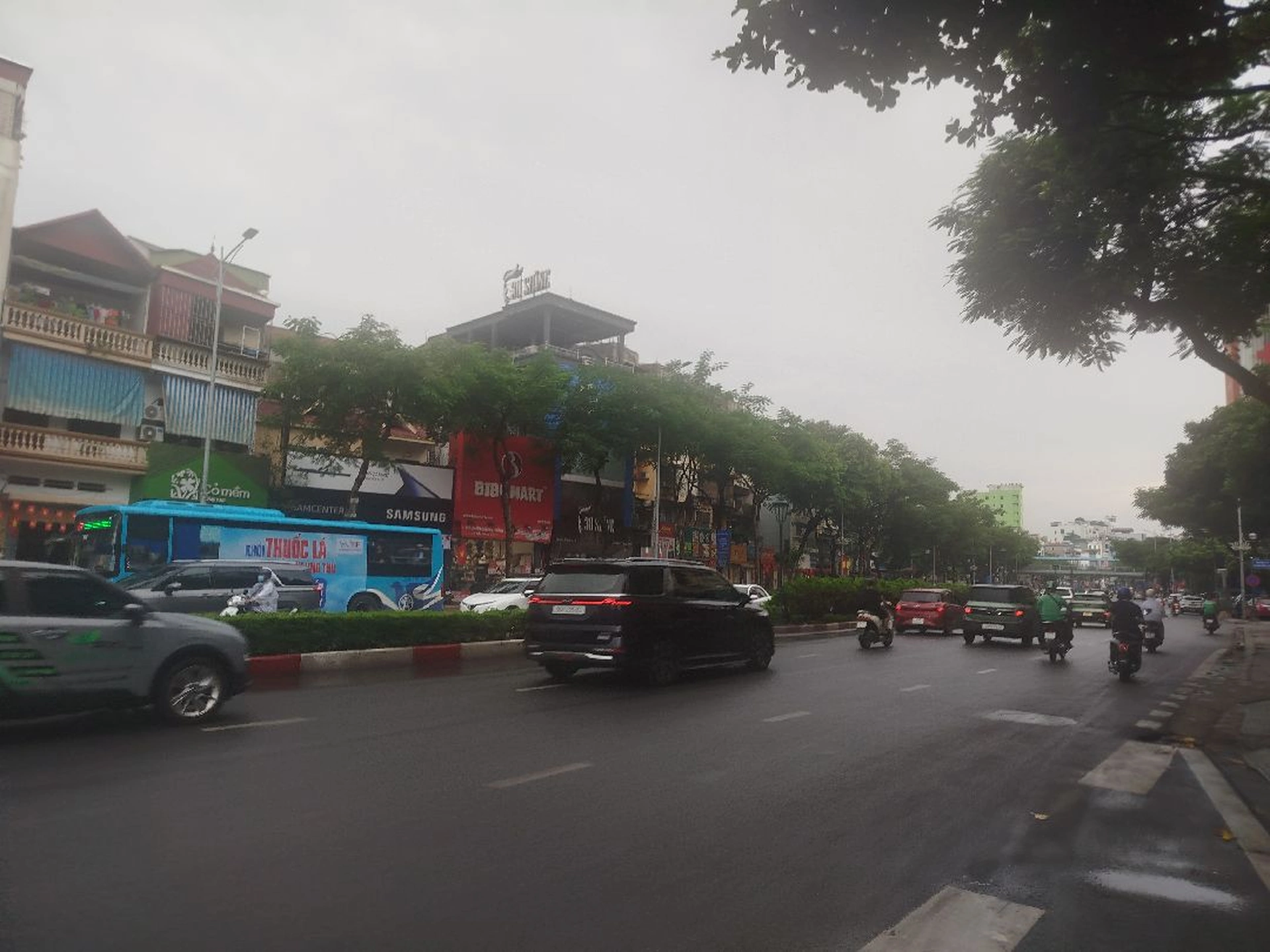 Nhà mặt ngõ cách Long Biên 1 30m, P. Ngọc Lâm, Q. Long Biên, TP. Hà Nội