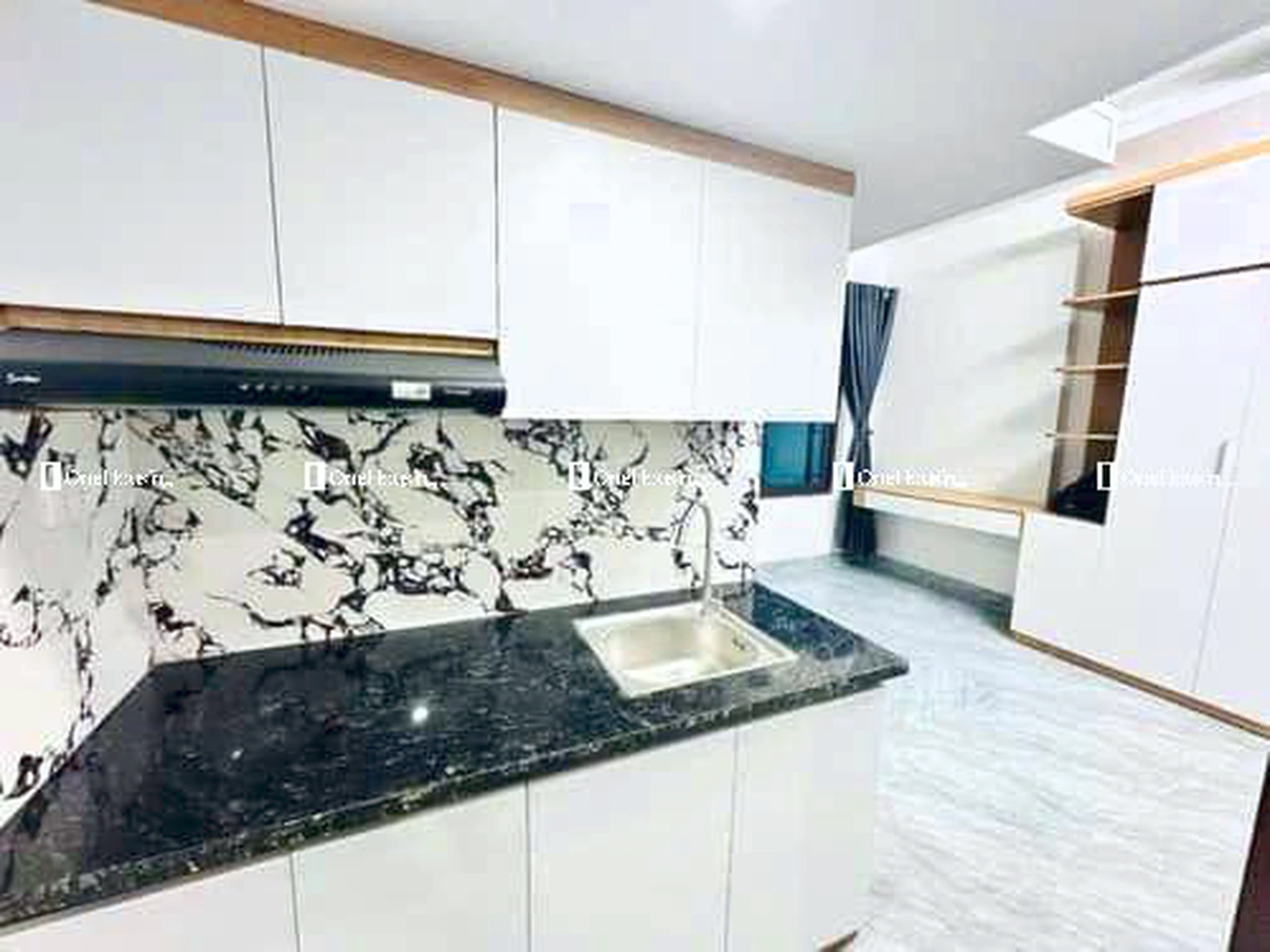Nhà mặt ngõ cách Dịch Vọng Hậu 70m, P. Dịch Vọng, Q. Cầu Giấy, TP. Hà Nội
