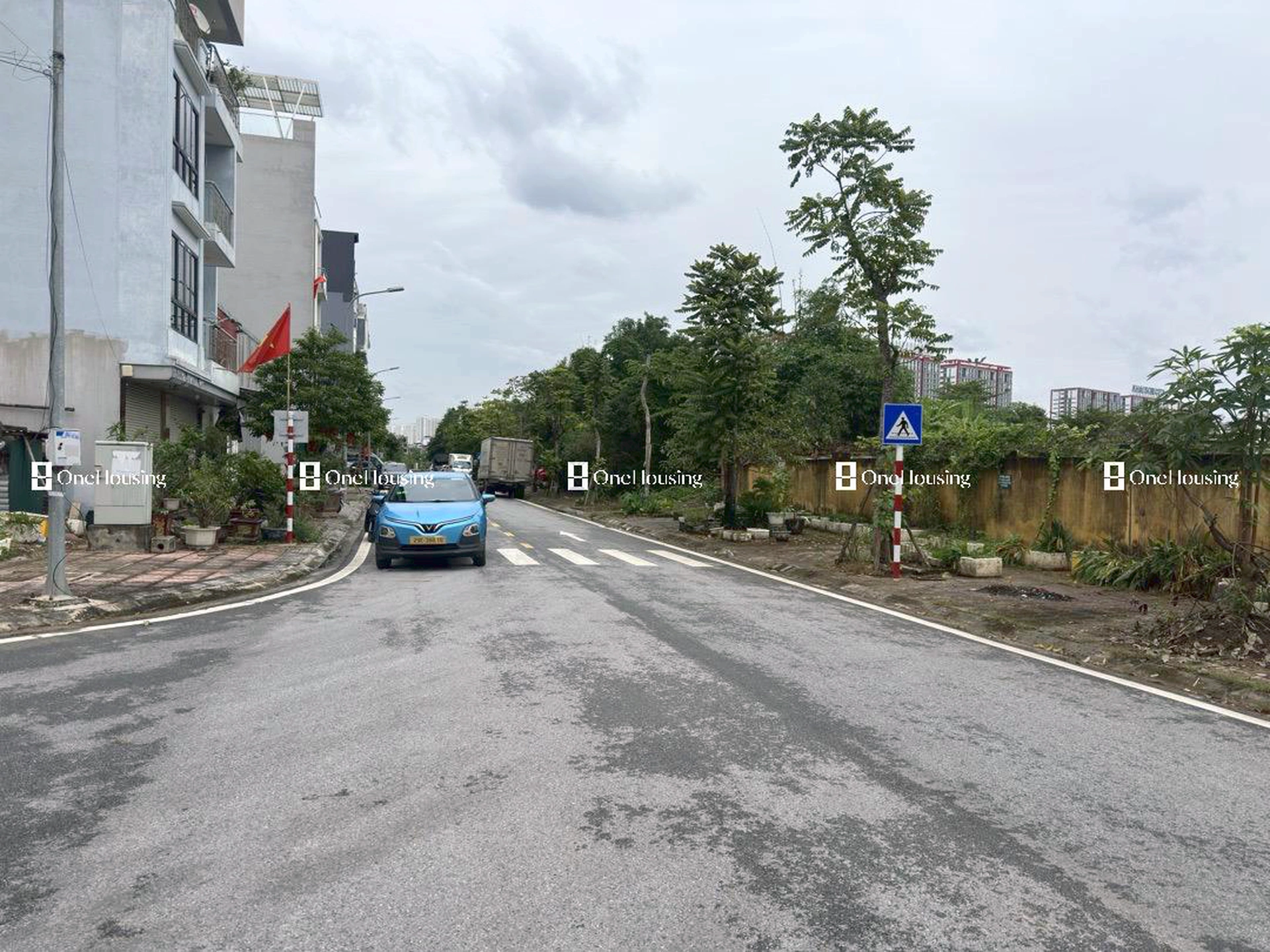 Đất nền cách Gia Thượng 50m, P. Thượng Thanh, Q. Long Biên, TP. Hà Nội