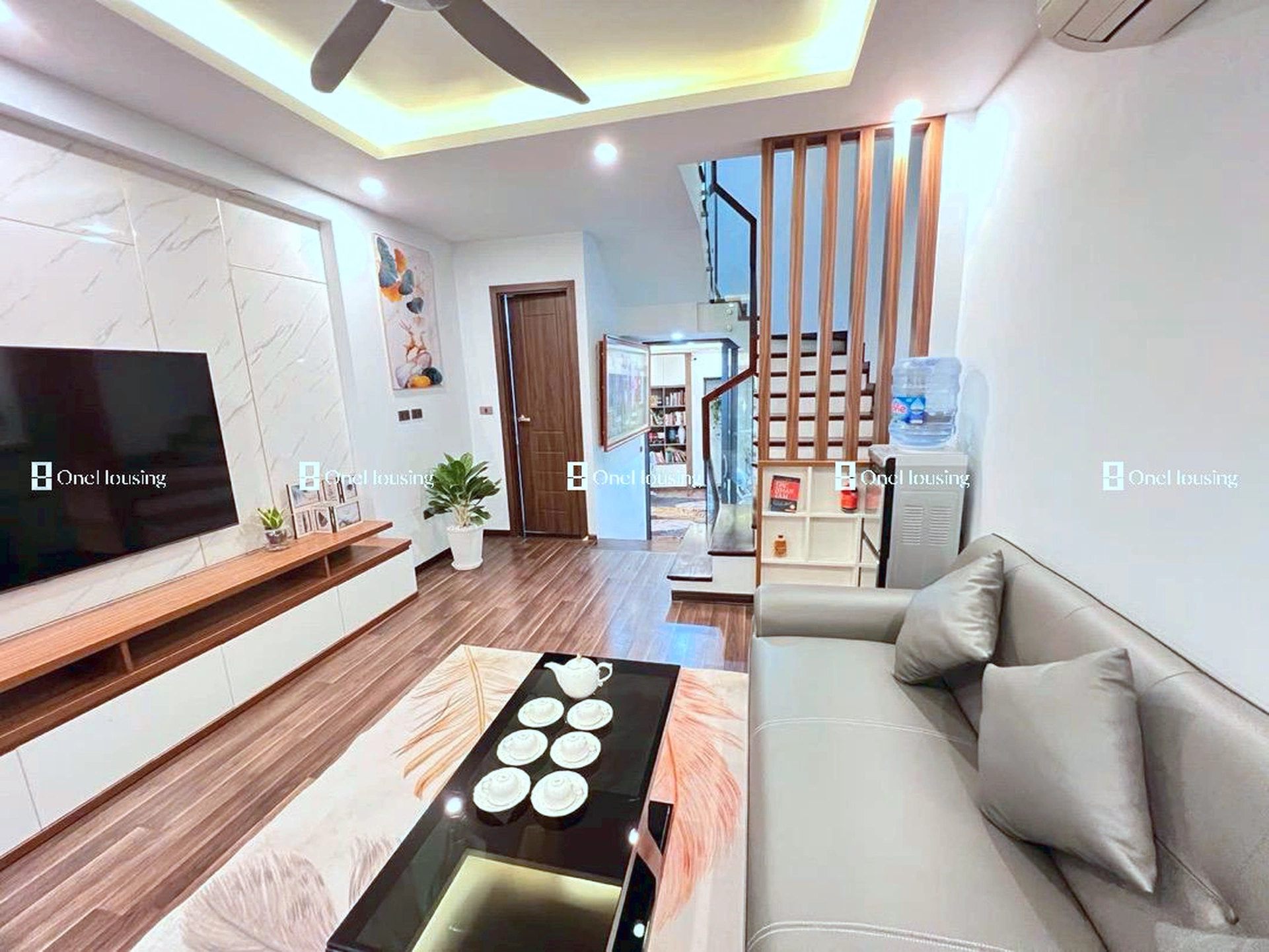 Nhà mặt ngõ cách Việt Hưng 10m, P. Việt Hưng, Q. Long Biên, TP. Hà Nội