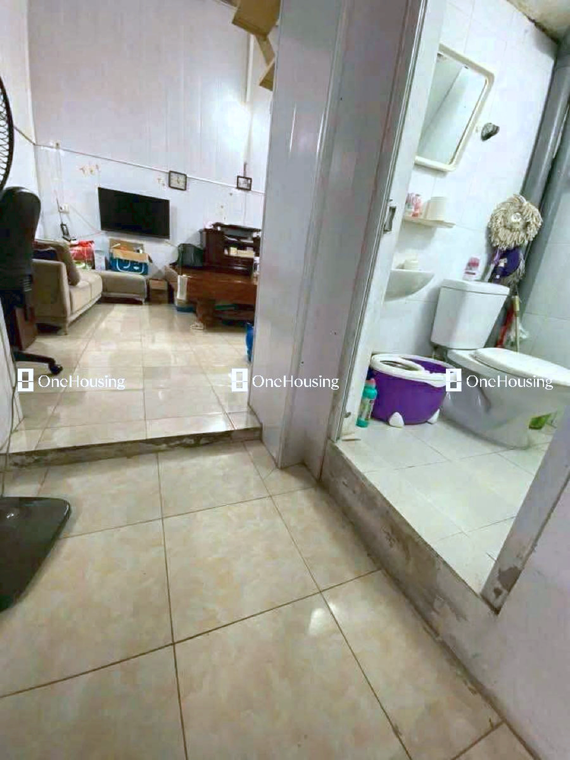 Nhà mặt ngõ cách Hồng Hà 100m, P. Chương Dương, Q. Hoàn Kiếm, TP. Hà Nội