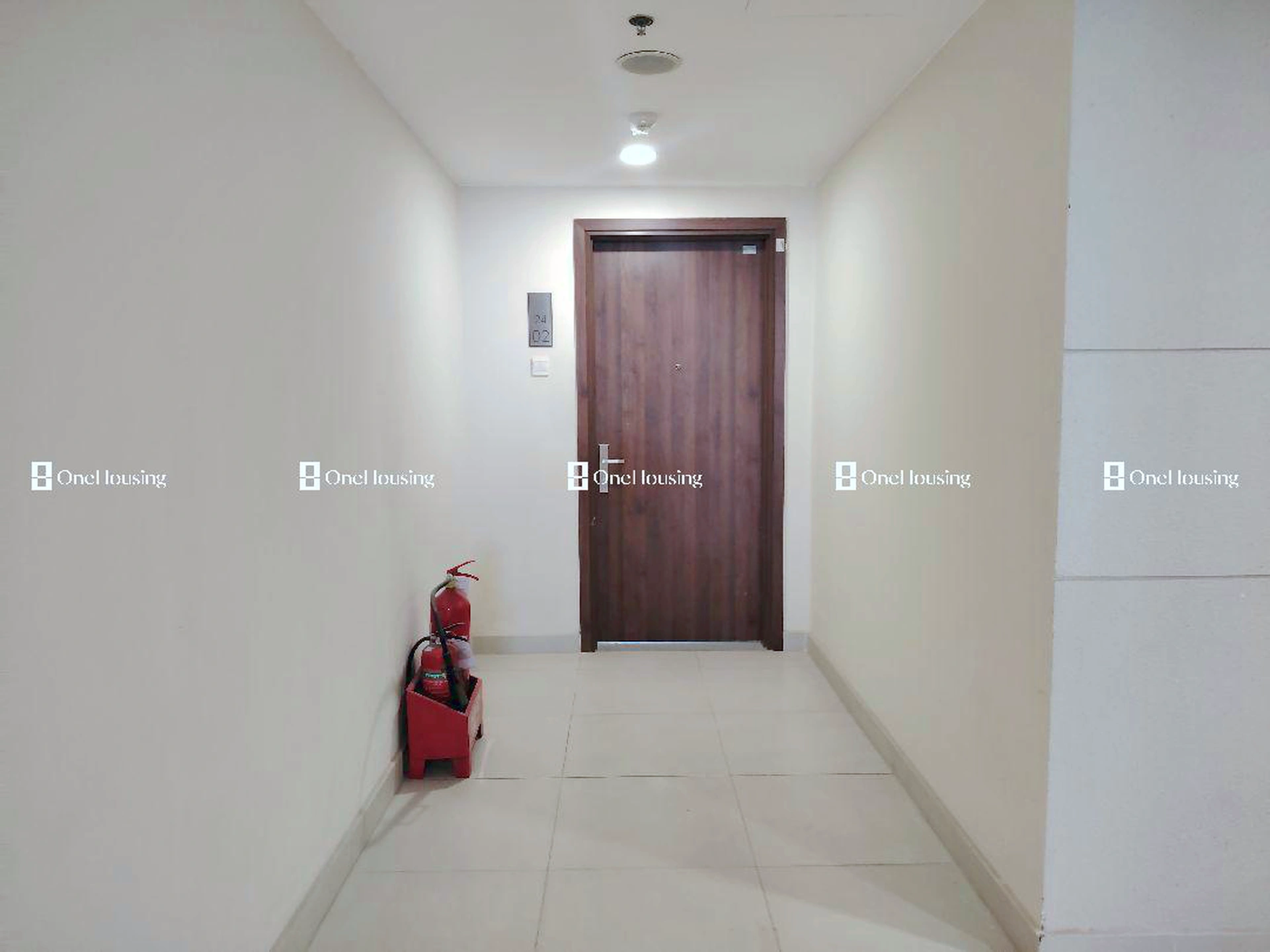 Nhà mặt ngõ cách Nguyễn Văn Cừ 160.88m, P. Bồ Đề, Q. Long Biên, TP. Hà Nội