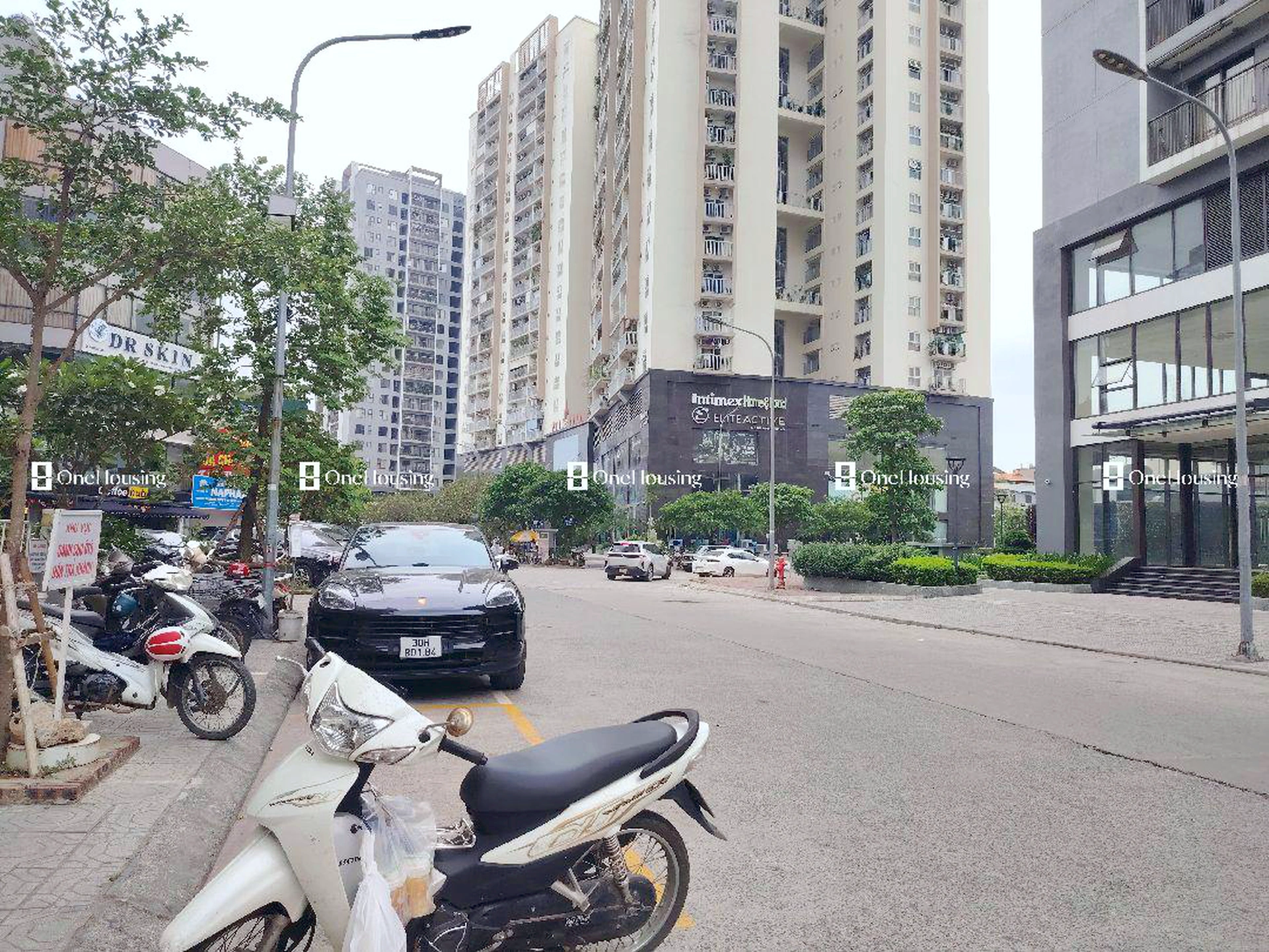 Nhà mặt ngõ cách Nguyễn Văn Cừ 160.88m, P. Bồ Đề, Q. Long Biên, TP. Hà Nội