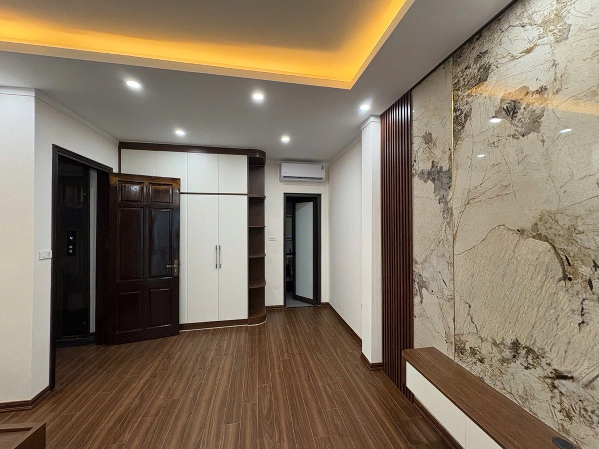 Nhà mặt ngõ cách Trần Phú 70m, P. Văn Quán, Q. Hà Đông, TP. Hà Nội