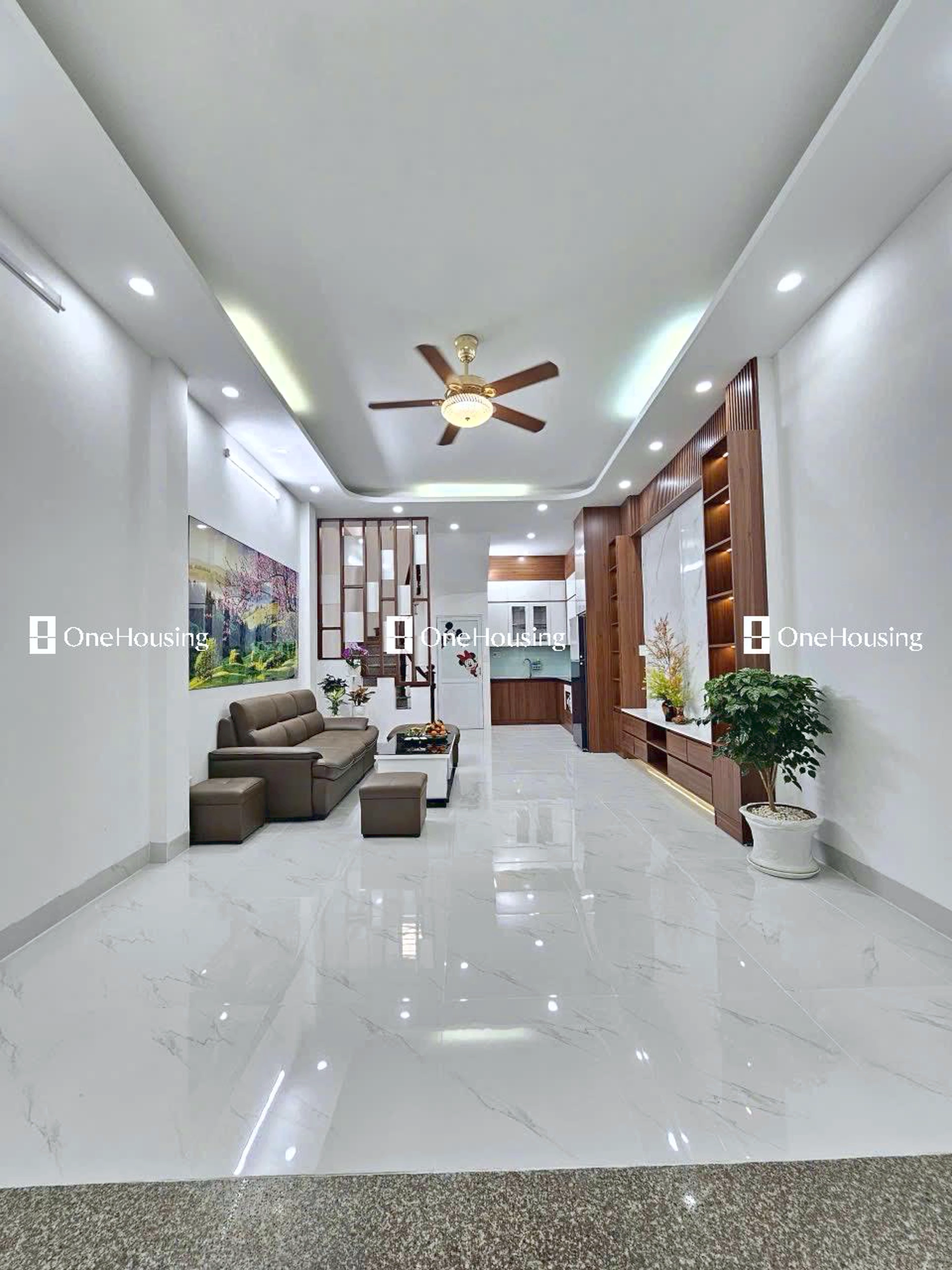 Nhà mặt ngõ cách Nguyễn Đình Hoàn 50m, P. Quan Hoa, Q. Cầu Giấy, TP. Hà Nội