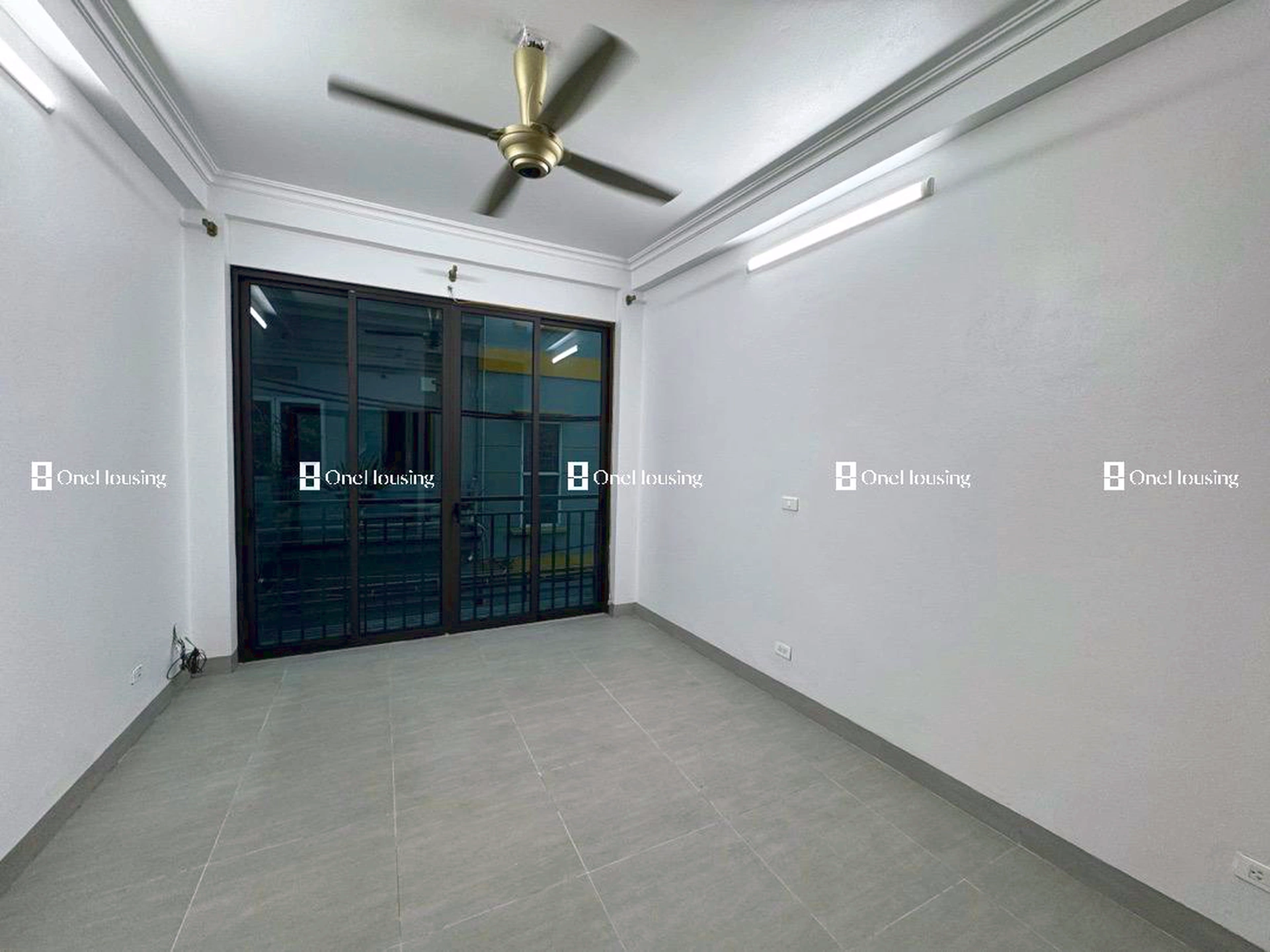 Nhà mặt ngõ cách Đức Giang 50m, P. Việt Hưng, Q. Long Biên, TP. Hà Nội