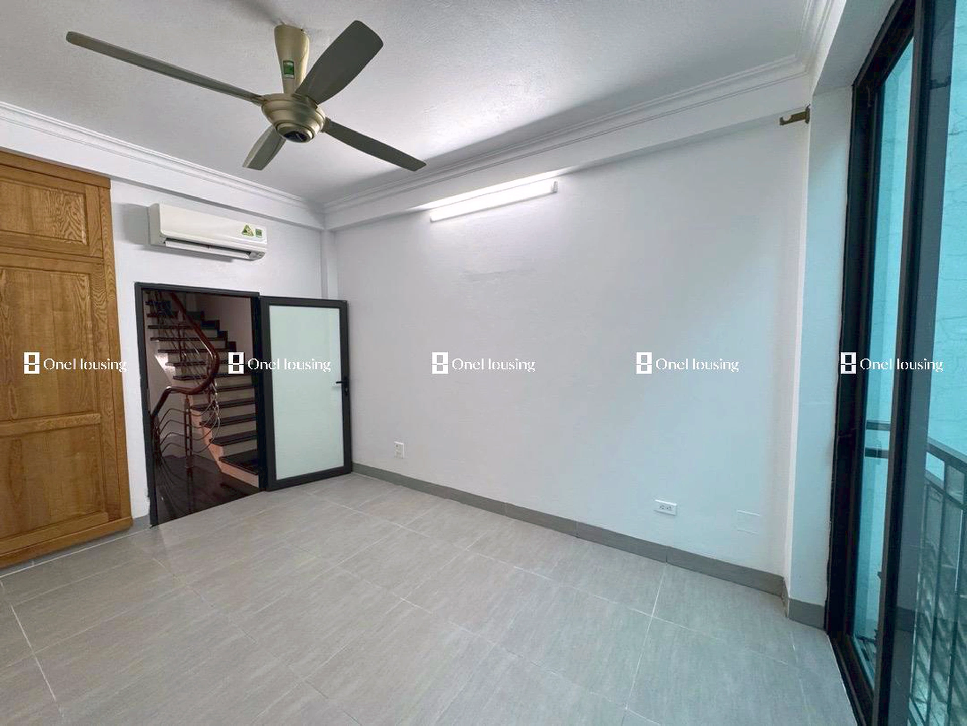 Nhà mặt ngõ cách Đức Giang 50m, P. Việt Hưng, Q. Long Biên, TP. Hà Nội