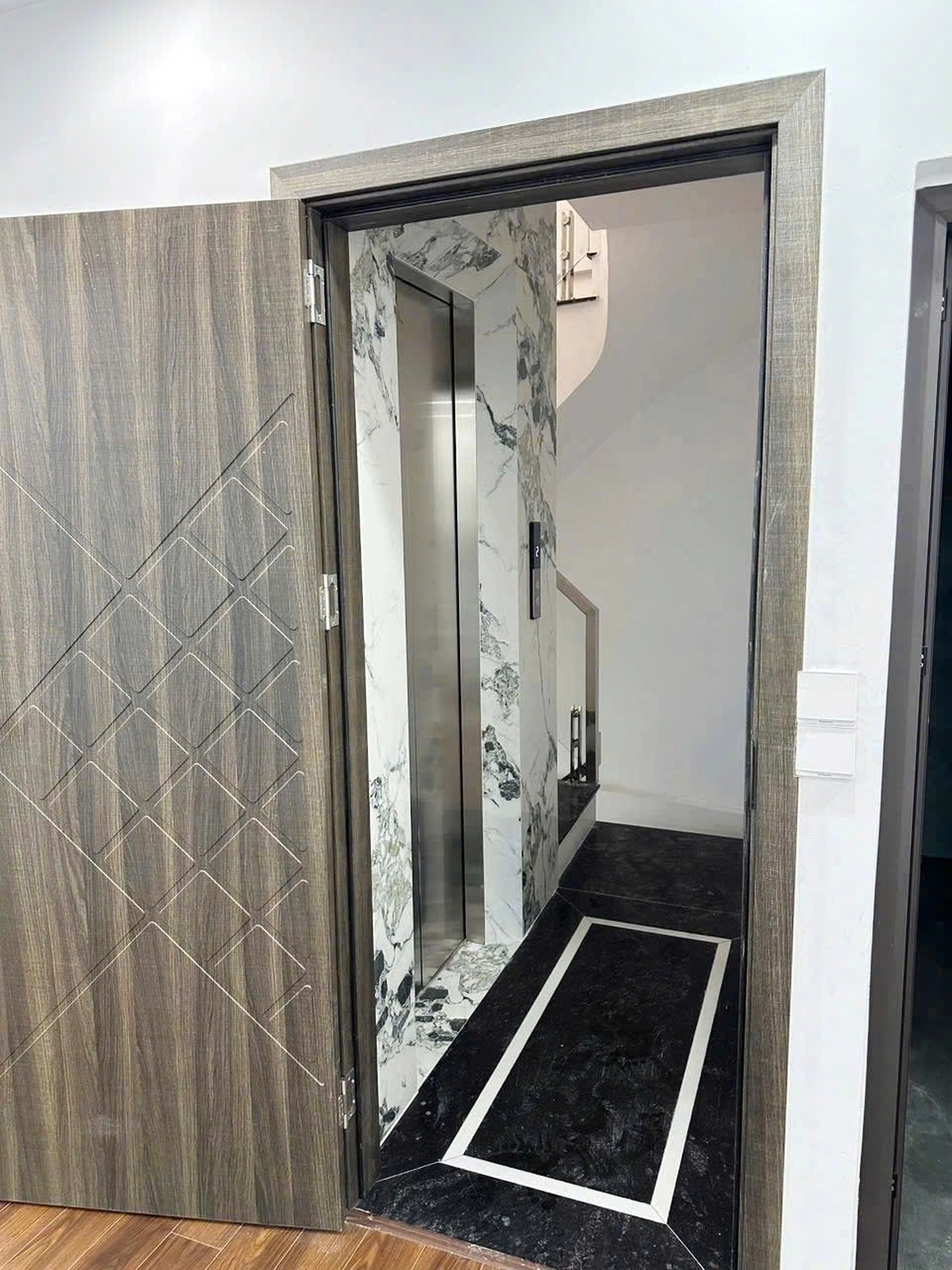 Nhà mặt ngõ cách Đàm Quang Trung 50m, P. Long Biên, Q. Long Biên, TP. Hà Nội