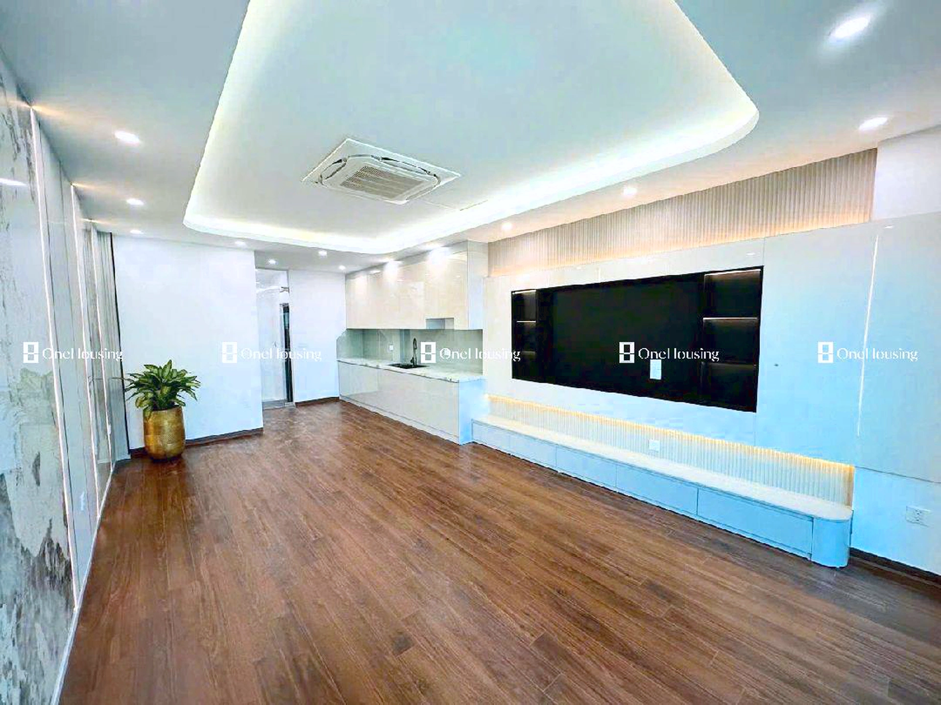 Nhà mặt ngõ cách Đàm Quang Trung 50m, P. Long Biên, Q. Long Biên, TP. Hà Nội