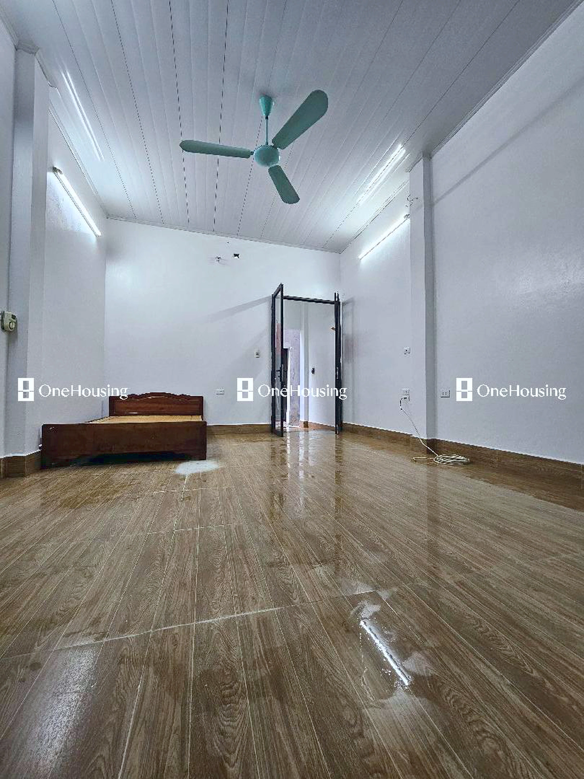 Nhà mặt ngõ cách Thạch Cầu 15m, P. Long Biên, Q. Long Biên, TP. Hà Nội