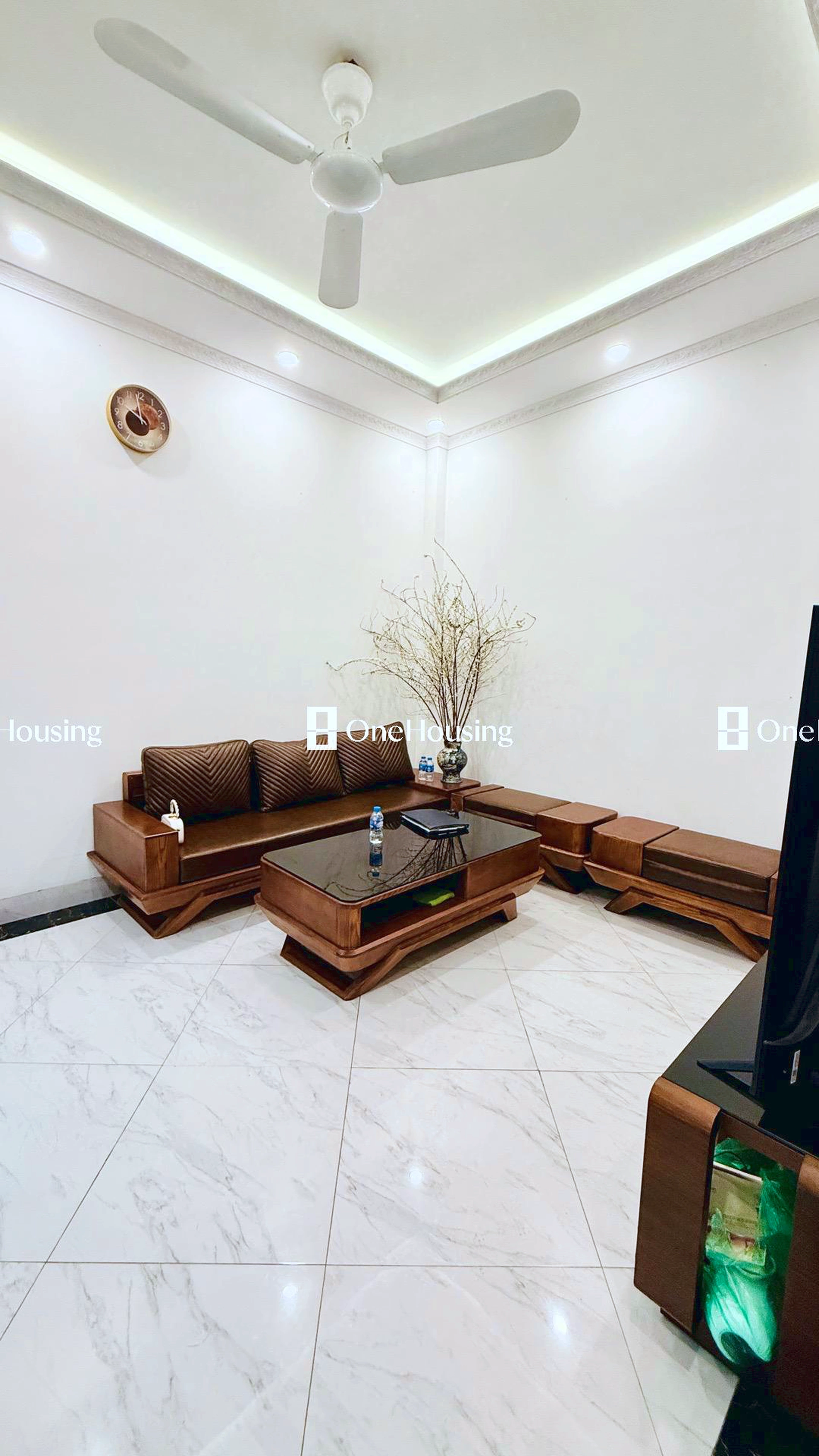 Nhà mặt ngõ cách Nguyễn Văn Linh 30m, P. Thạch Bàn, Q. Long Biên, TP. Hà Nội