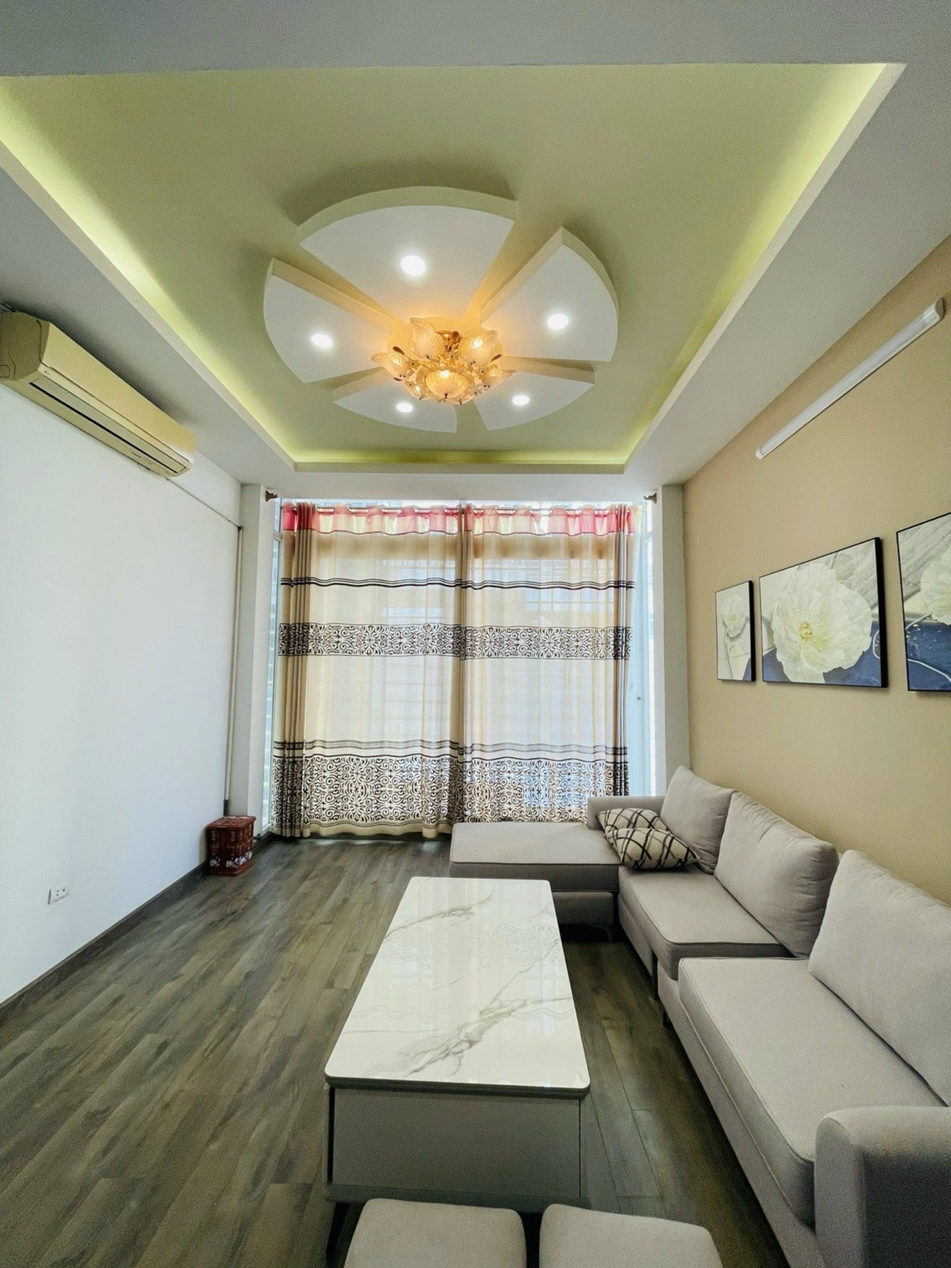 Nhà mặt ngõ cách Nguyễn Khang 70m, P. Yên Hòa, Q. Cầu Giấy, TP. Hà Nội