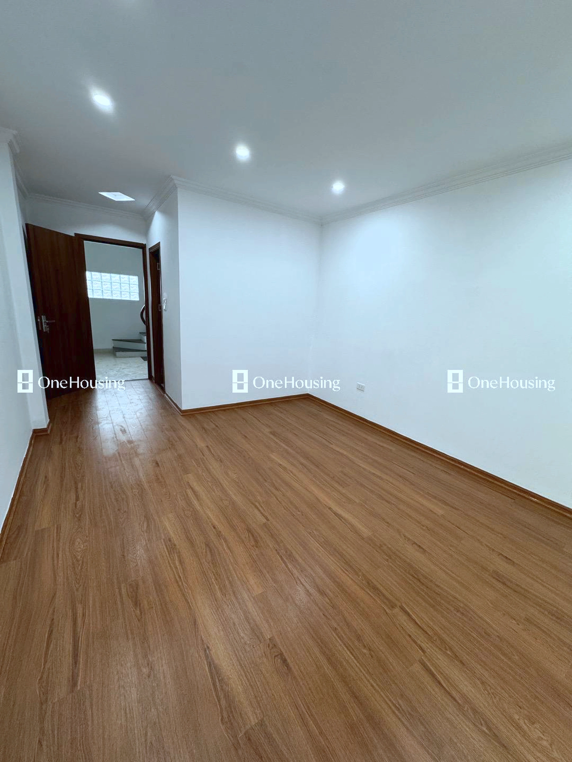 Nhà mặt ngõ cách Thạch Bàn 20m, P. Thạch Bàn, Q. Long Biên, TP. Hà Nội