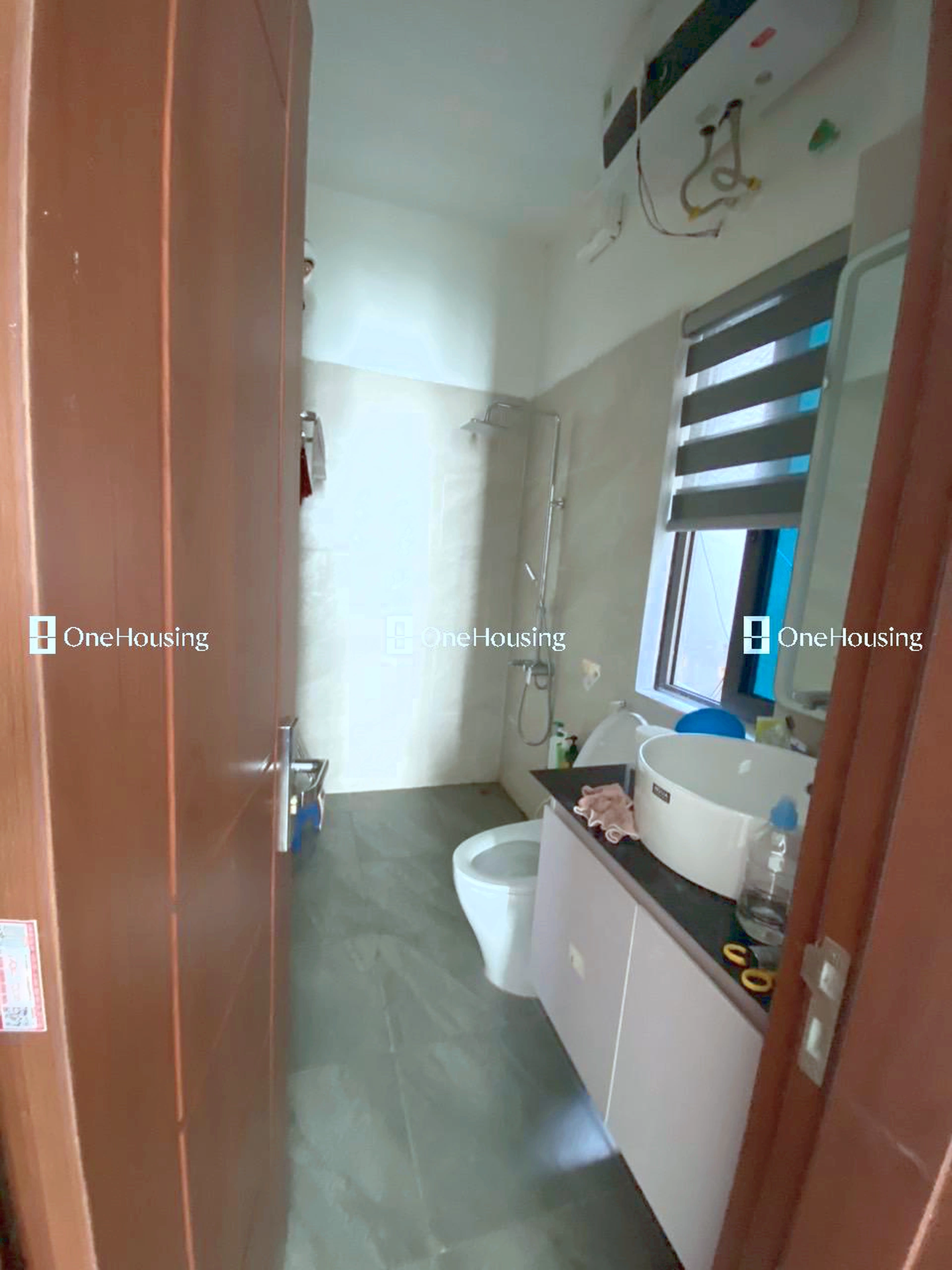 Nhà mặt ngõ cách Nguyễn Văn Linh 100m, P. Thạch Bàn, Q. Long Biên, TP. Hà Nội