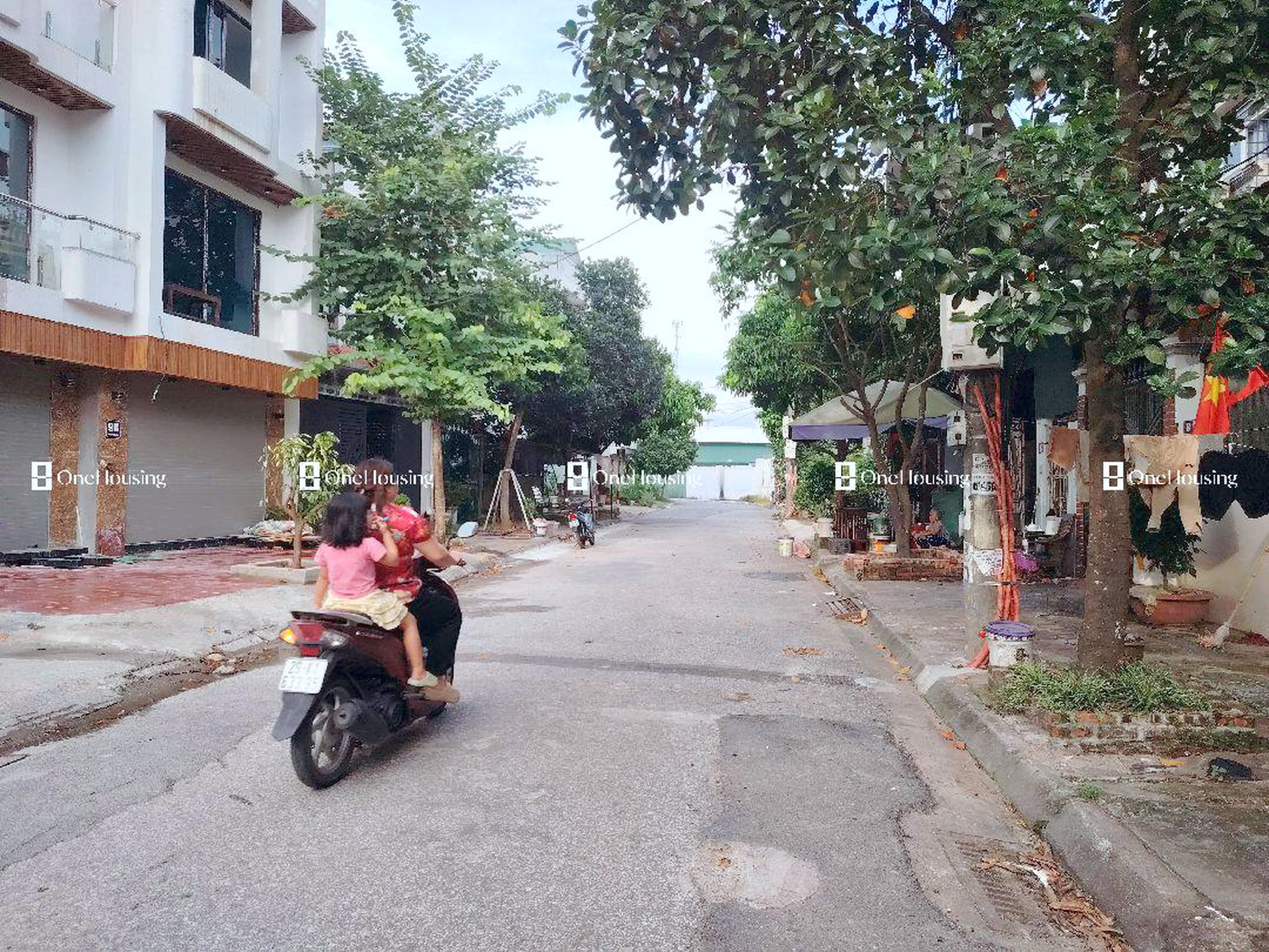 Nhà mặt ngõ cách Hoa Động 18m, P. Long Biên, Q. Long Biên, TP. Hà Nội