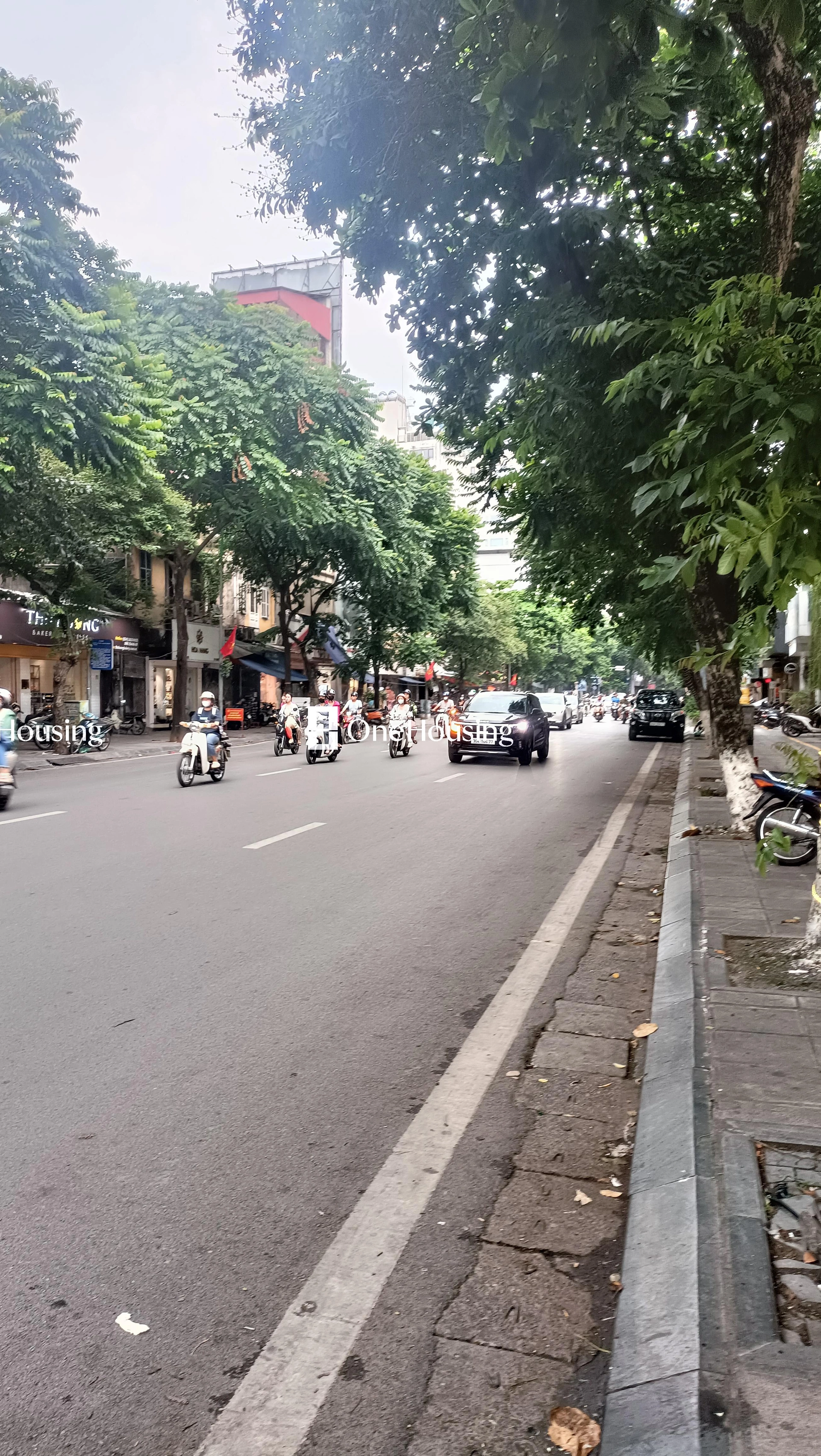 Nhà mặt phố Phố Huế, P. Nguyễn Du, Q. Hai Bà Trưng, TP. Hà Nội