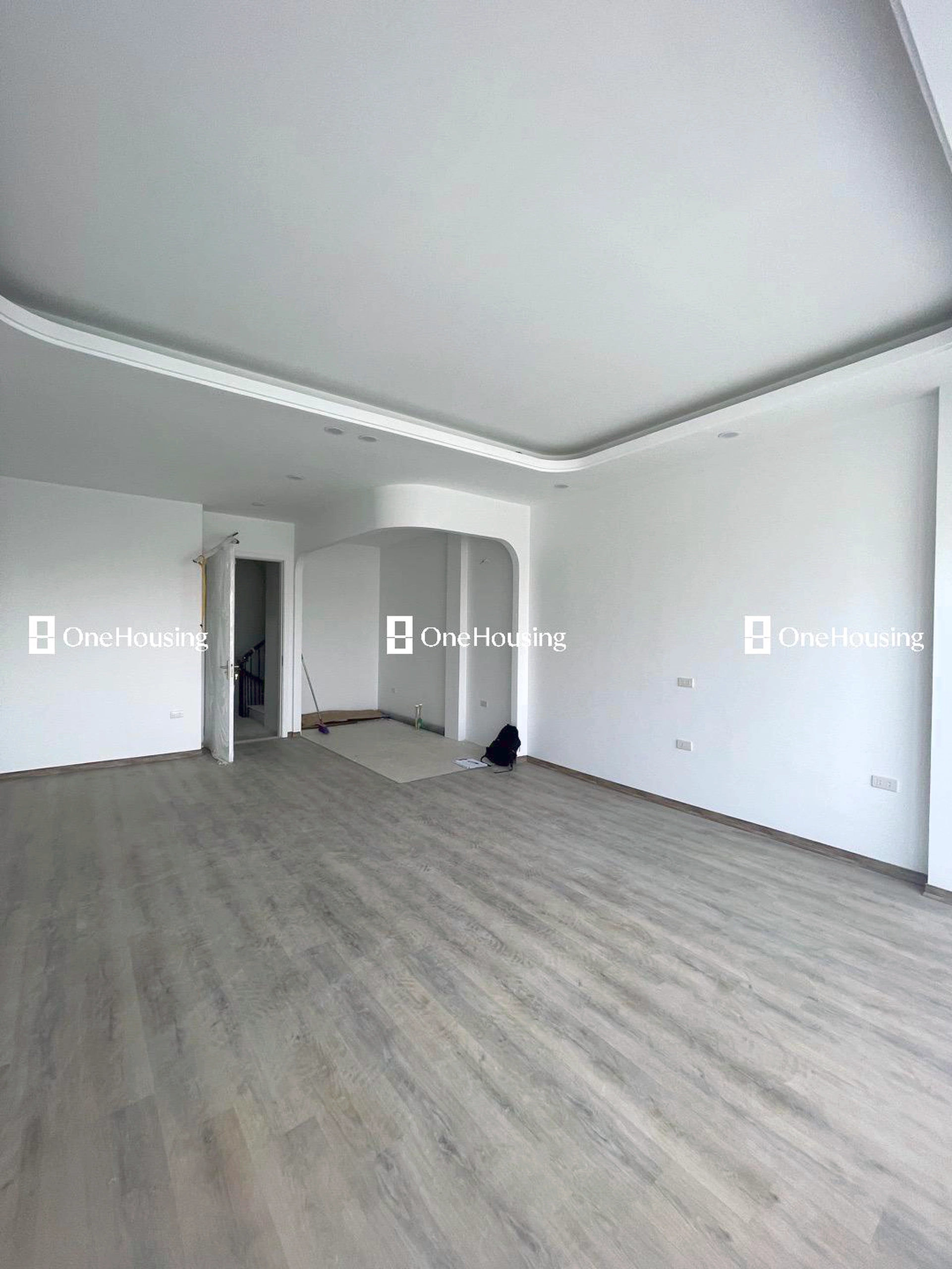 Nhà mặt ngõ cách Phố Trạm 10m, P. Long Biên, Q. Long Biên, TP. Hà Nội