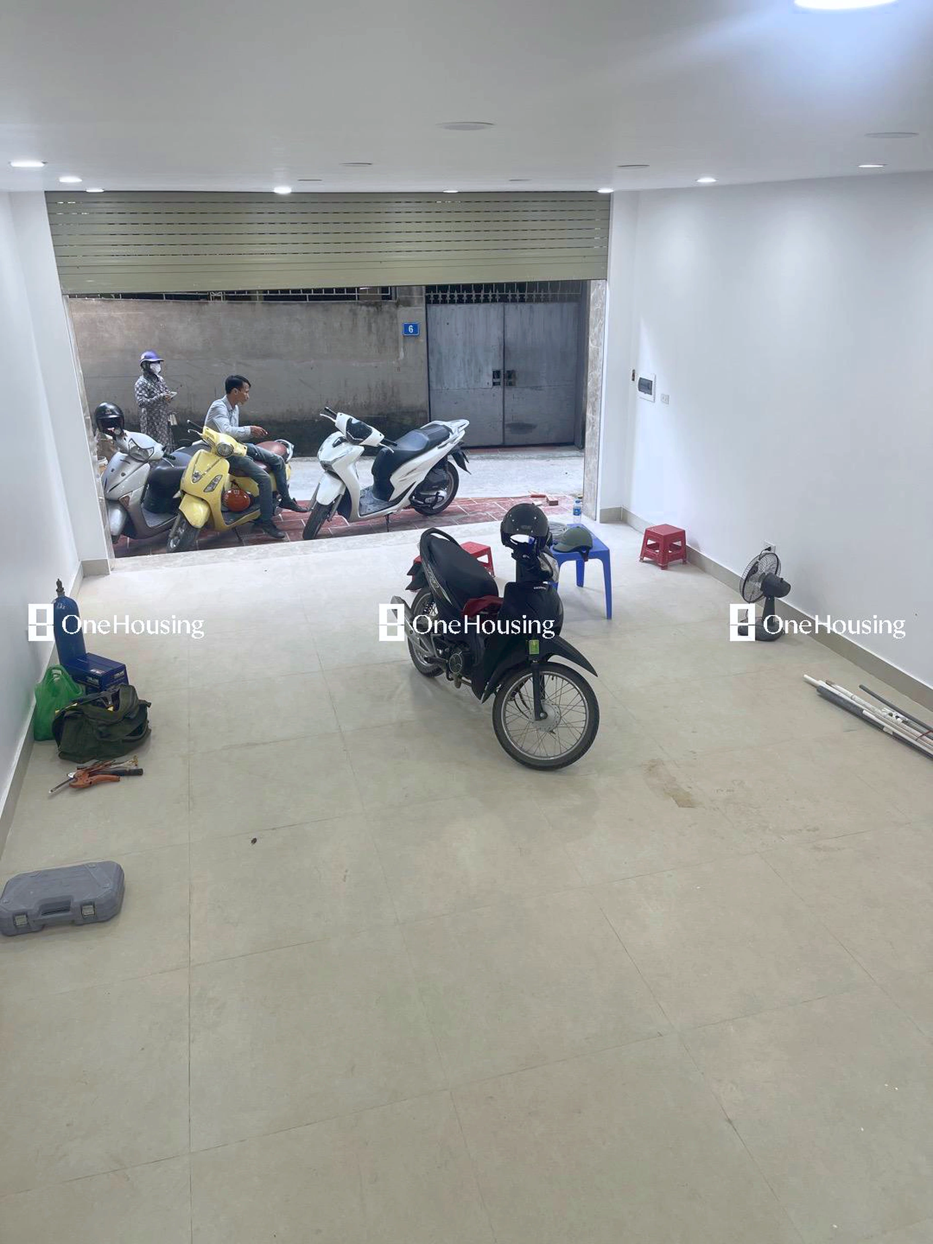 Nhà mặt ngõ cách Phố Trạm 10m, P. Long Biên, Q. Long Biên, TP. Hà Nội