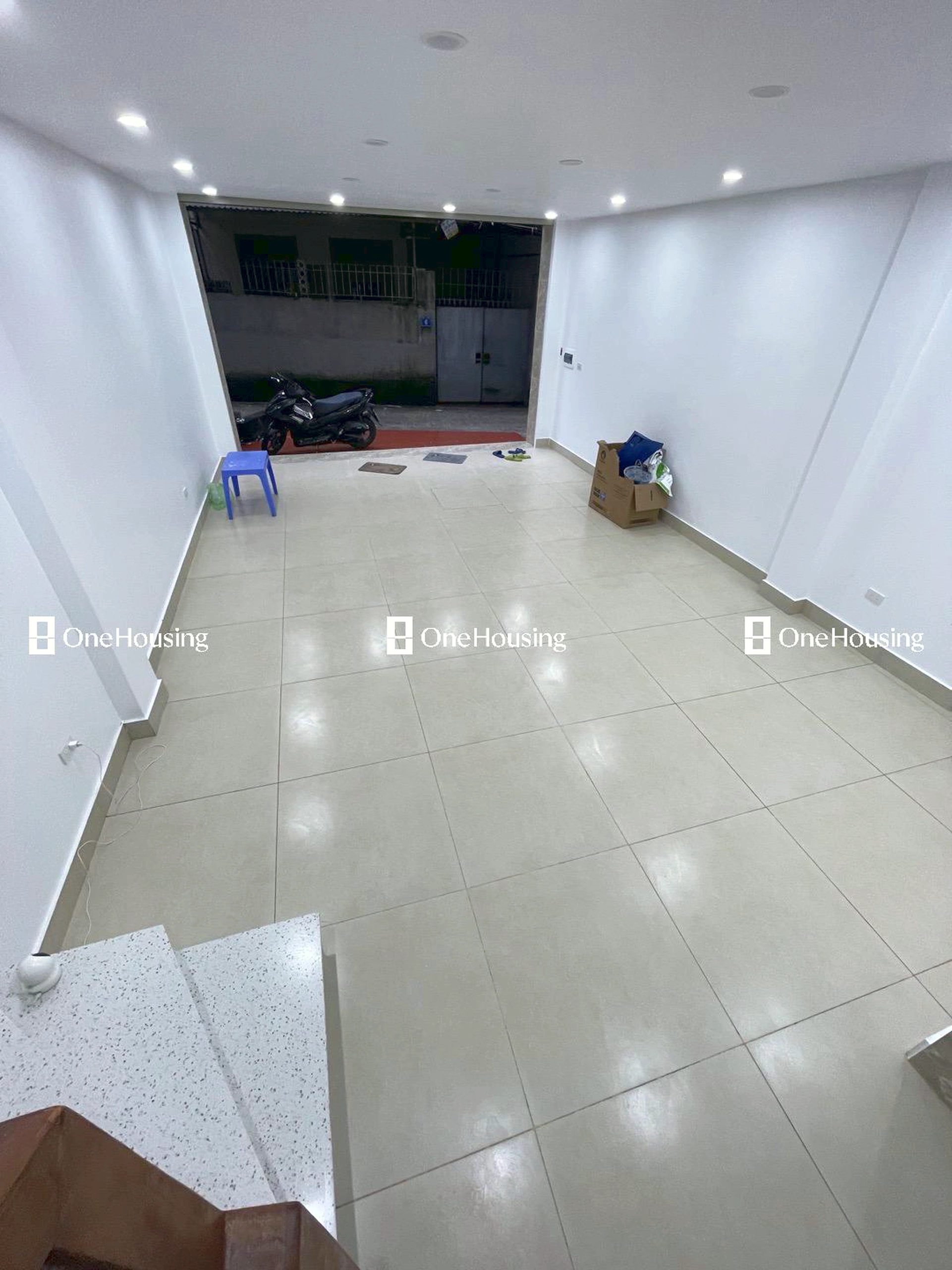 Nhà mặt ngõ cách Phố Trạm 10m, P. Long Biên, Q. Long Biên, TP. Hà Nội